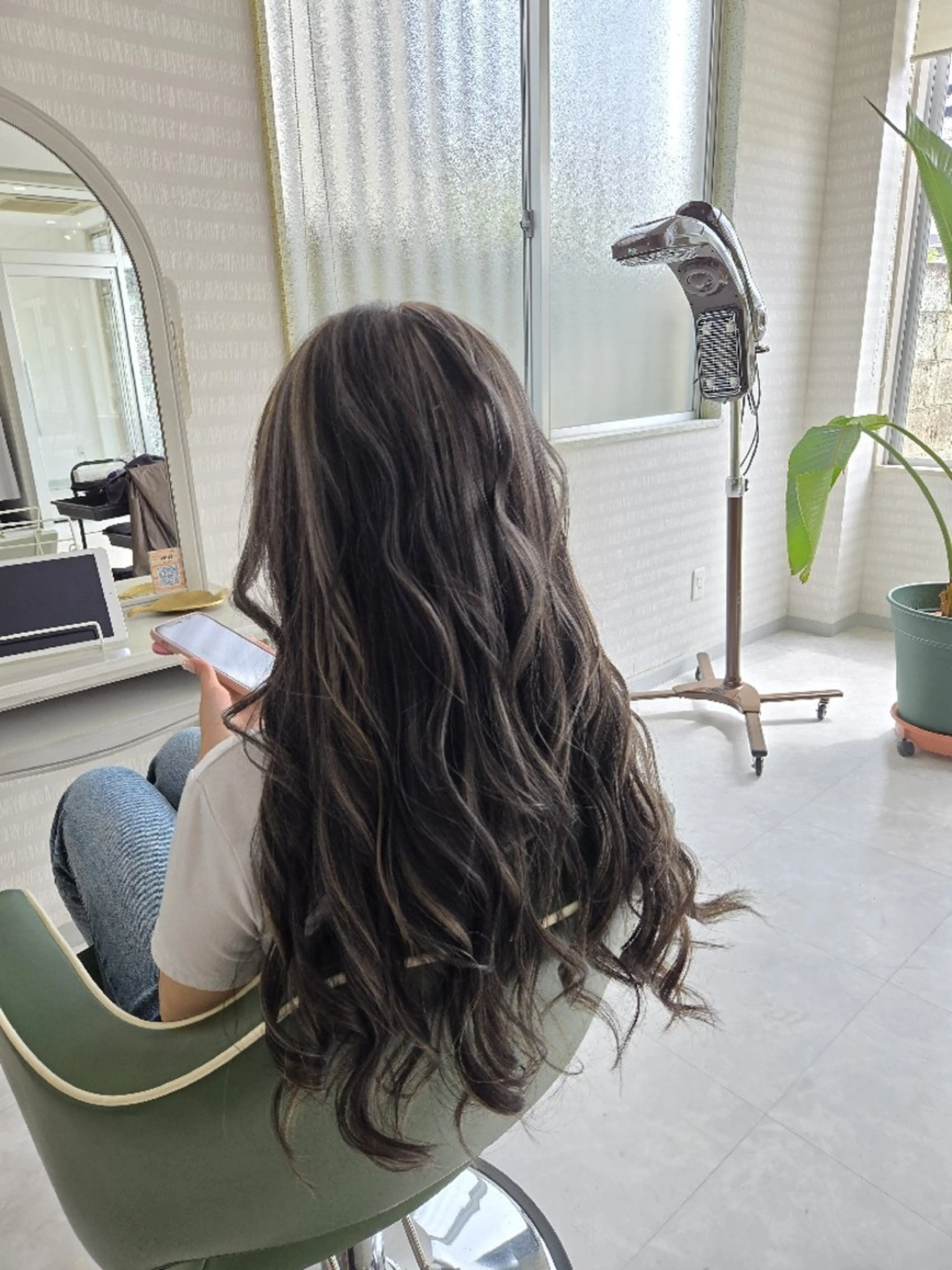 ロング ヘアカラー トリートメント 【ハイライトに自信】 福田 将太のヘアスタイル