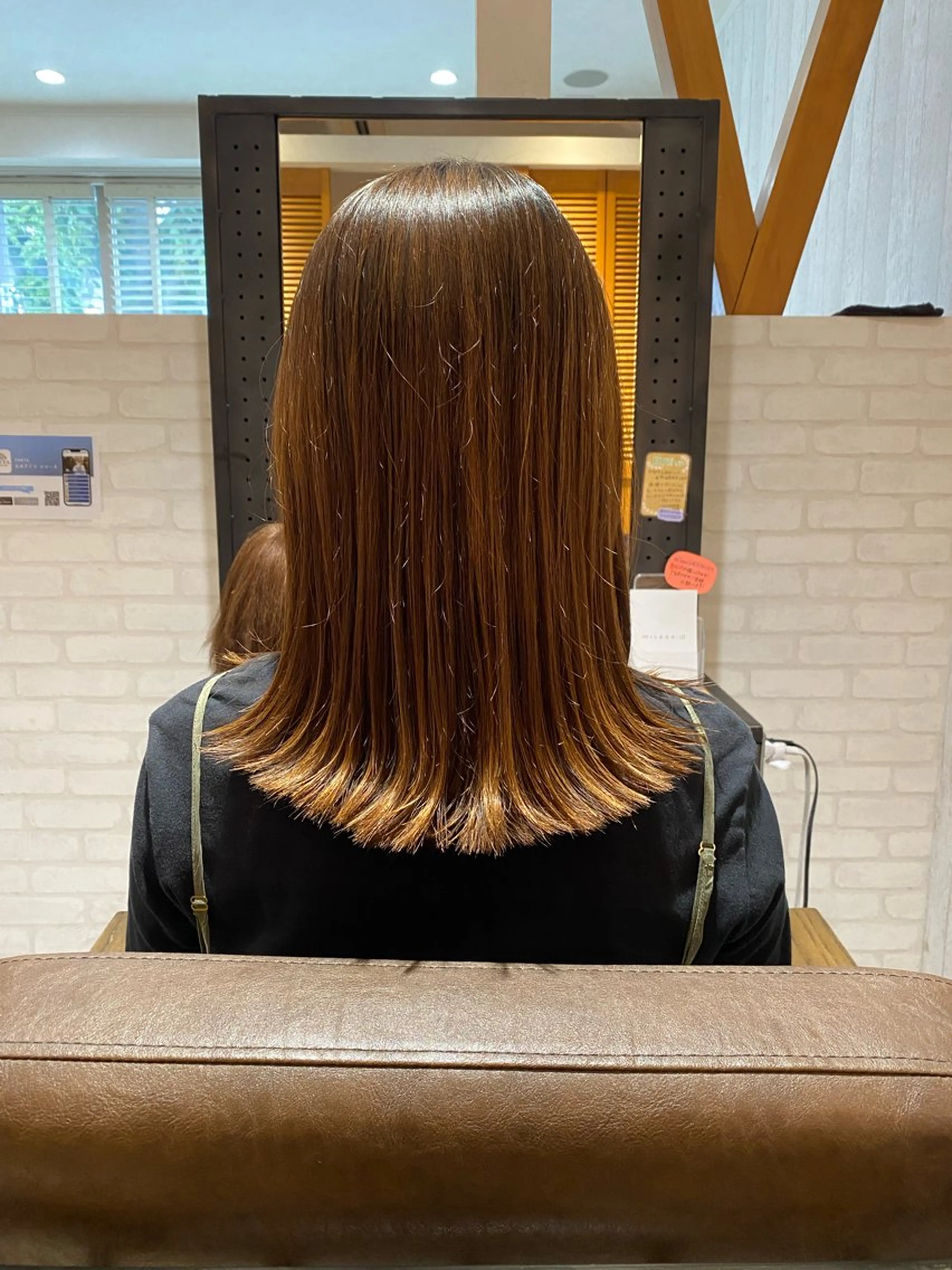 ミディアム 吉野 実彩のヘアスタイル