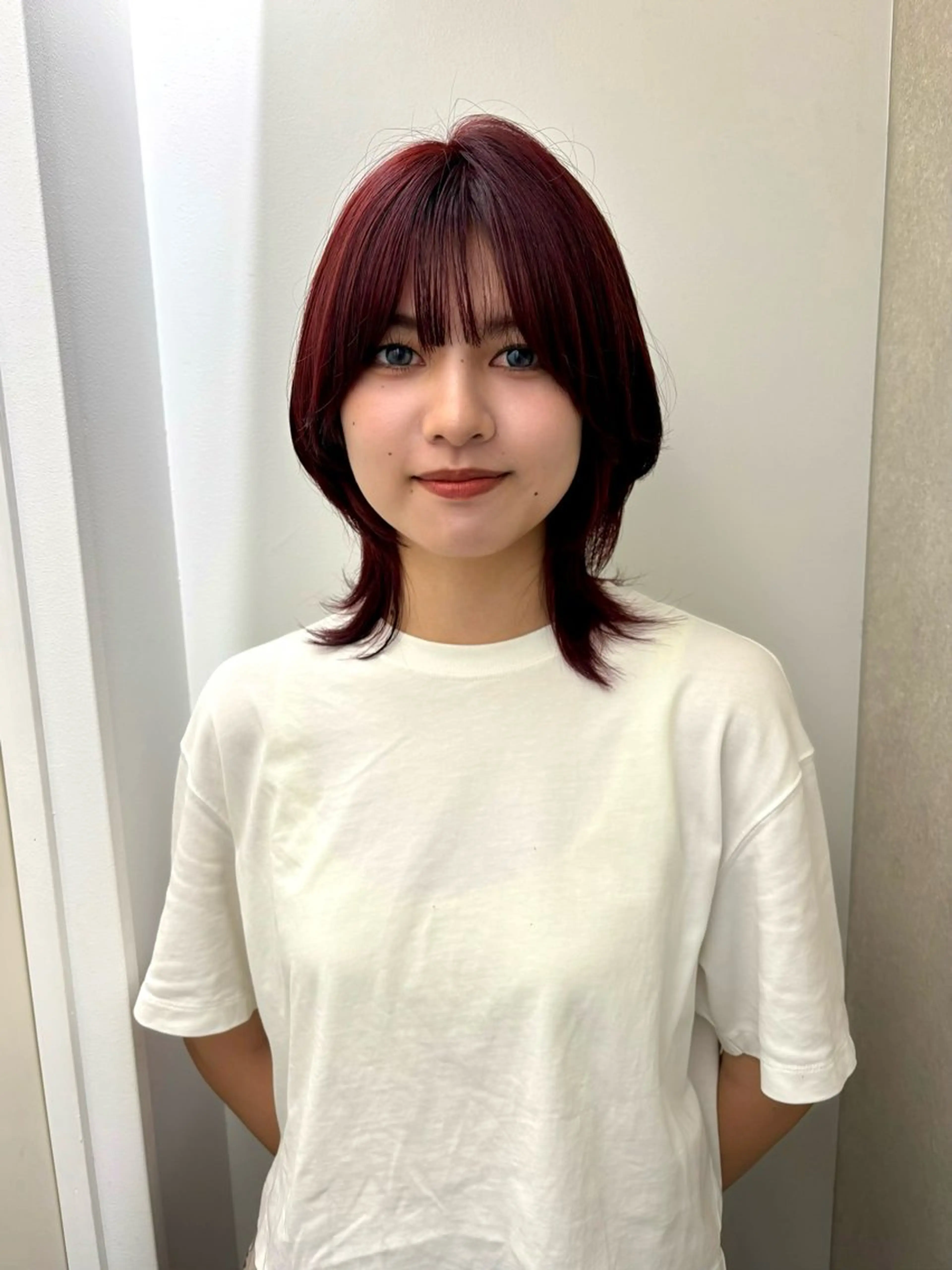 ミディアム ヘアカラー トリートメント ハイトーン/レイヤー nail 百咲💌のヘアスタイル