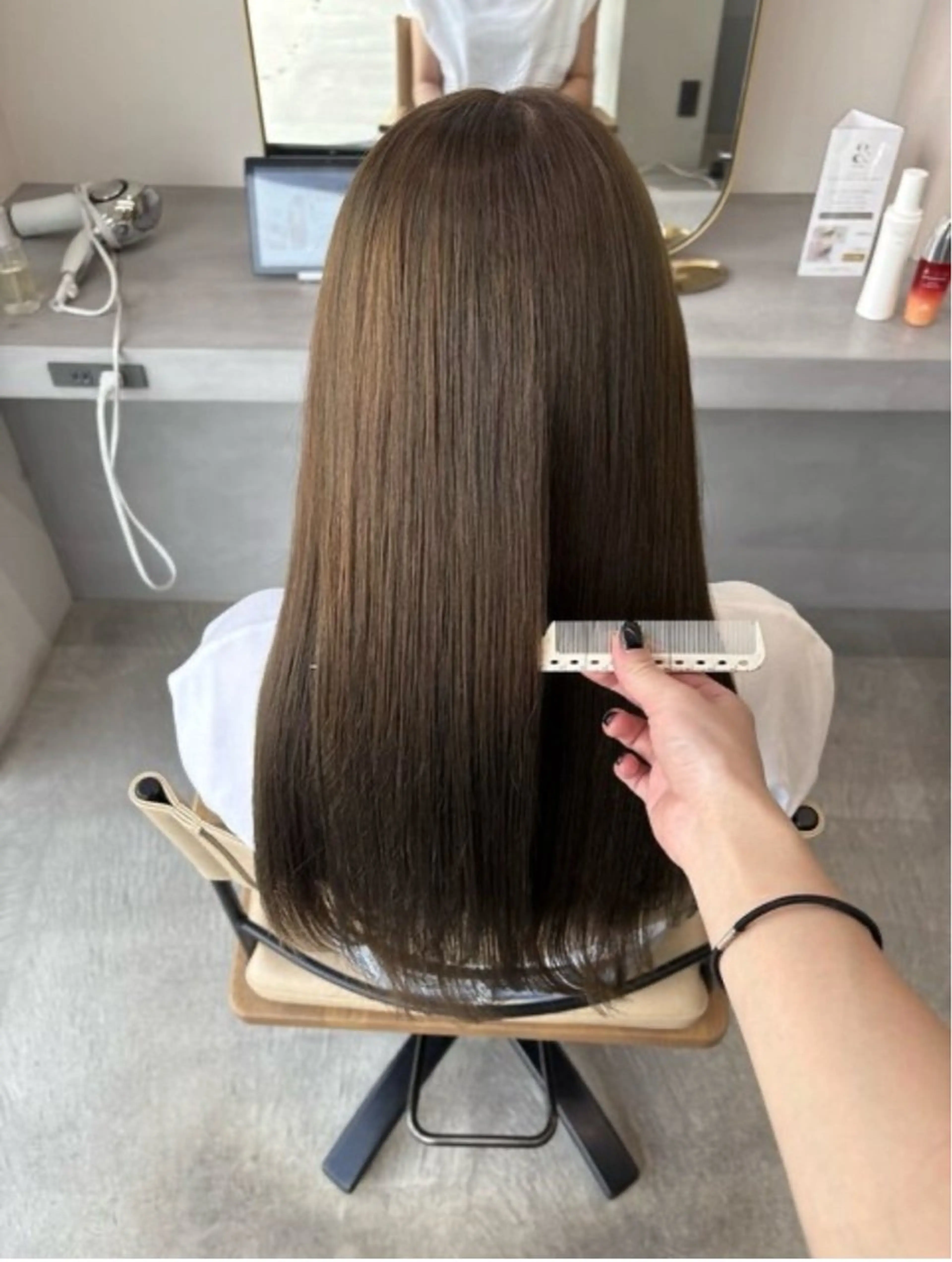 ロング カラー 縮毛矯正 トリートメント runa|color 🩰straightのヘアスタイル