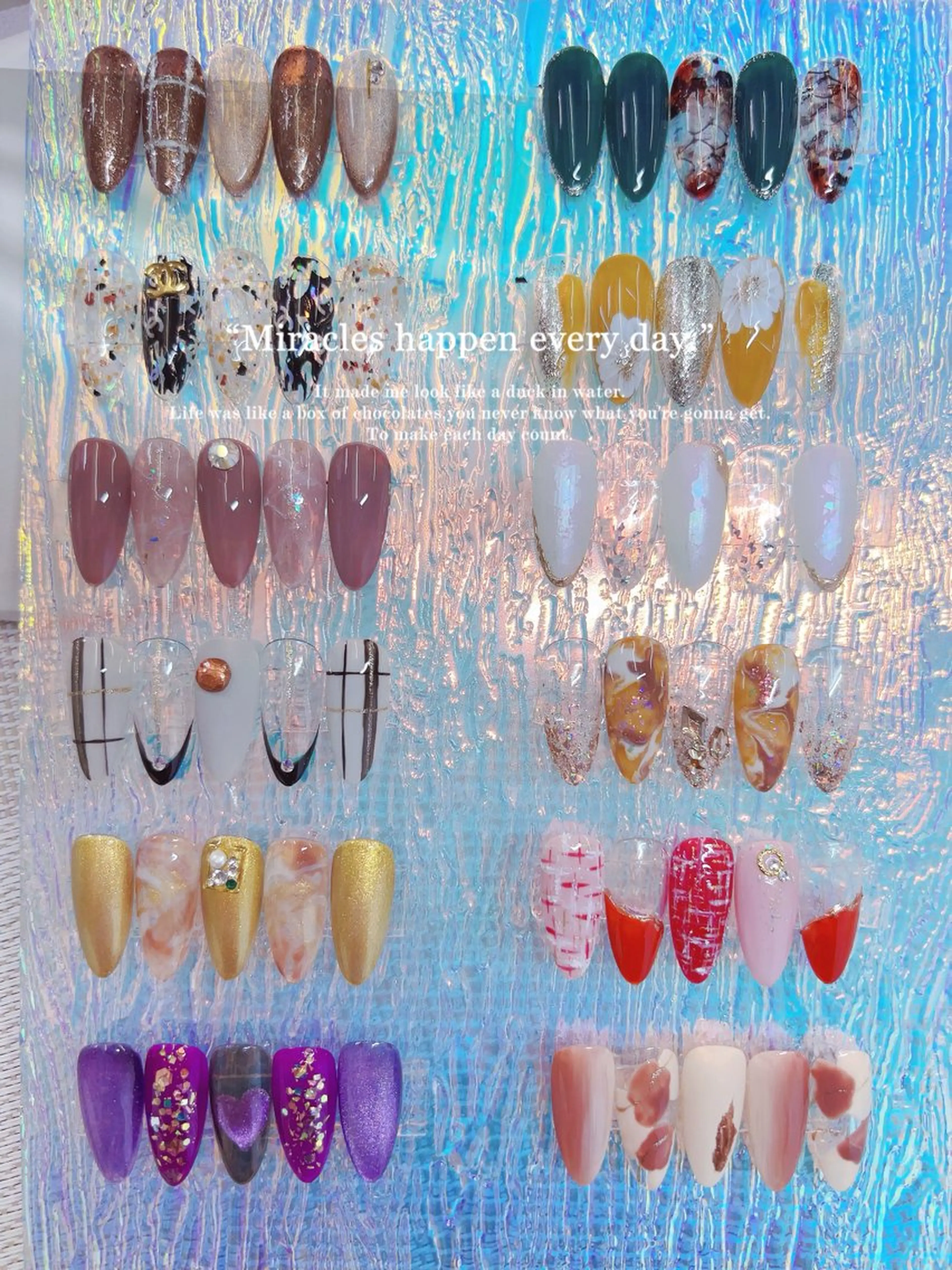 ネイル ハンドネイル AngelChris ビューティーサロンのネイルデザイン