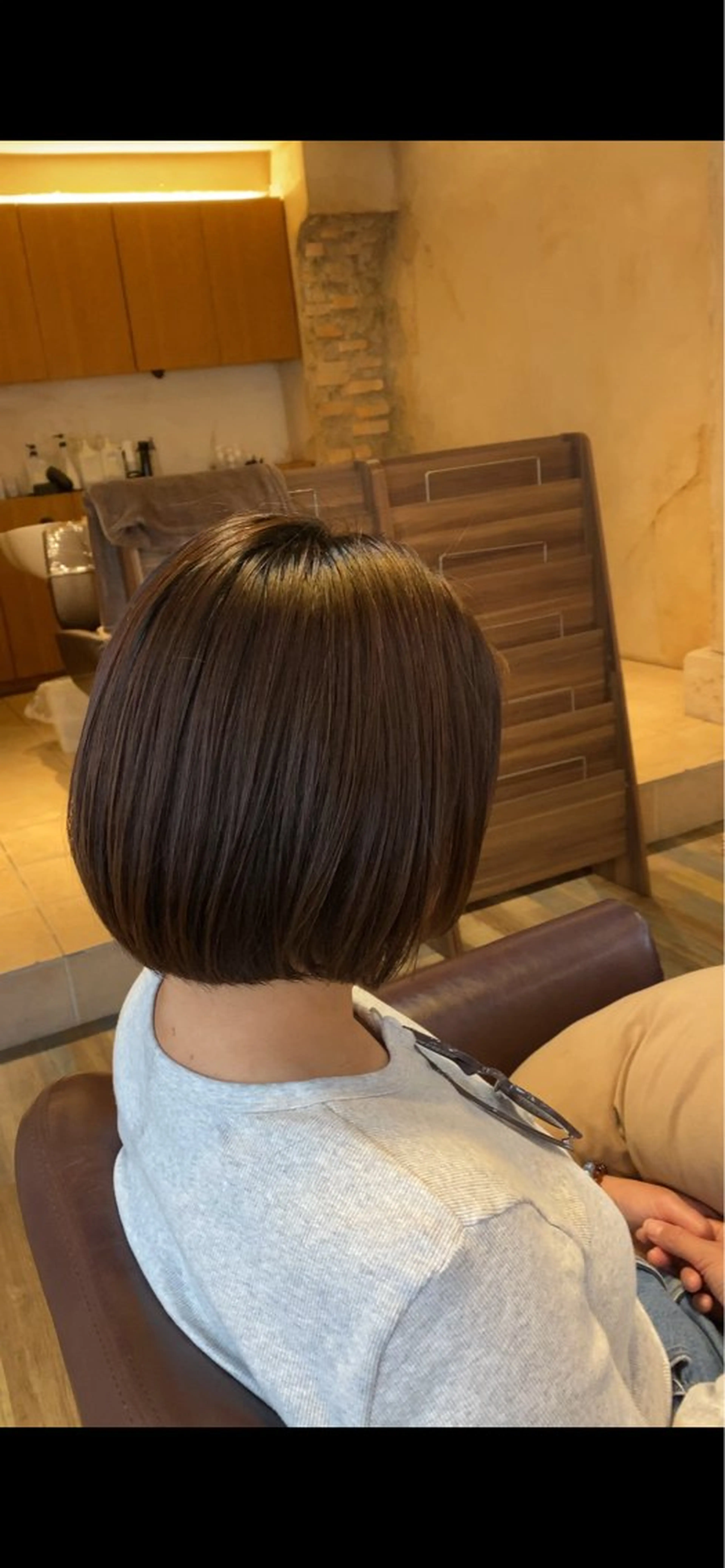 ショート ニスル　町田店所属・似合わせカットカラー 望月一生のヘアスタイル