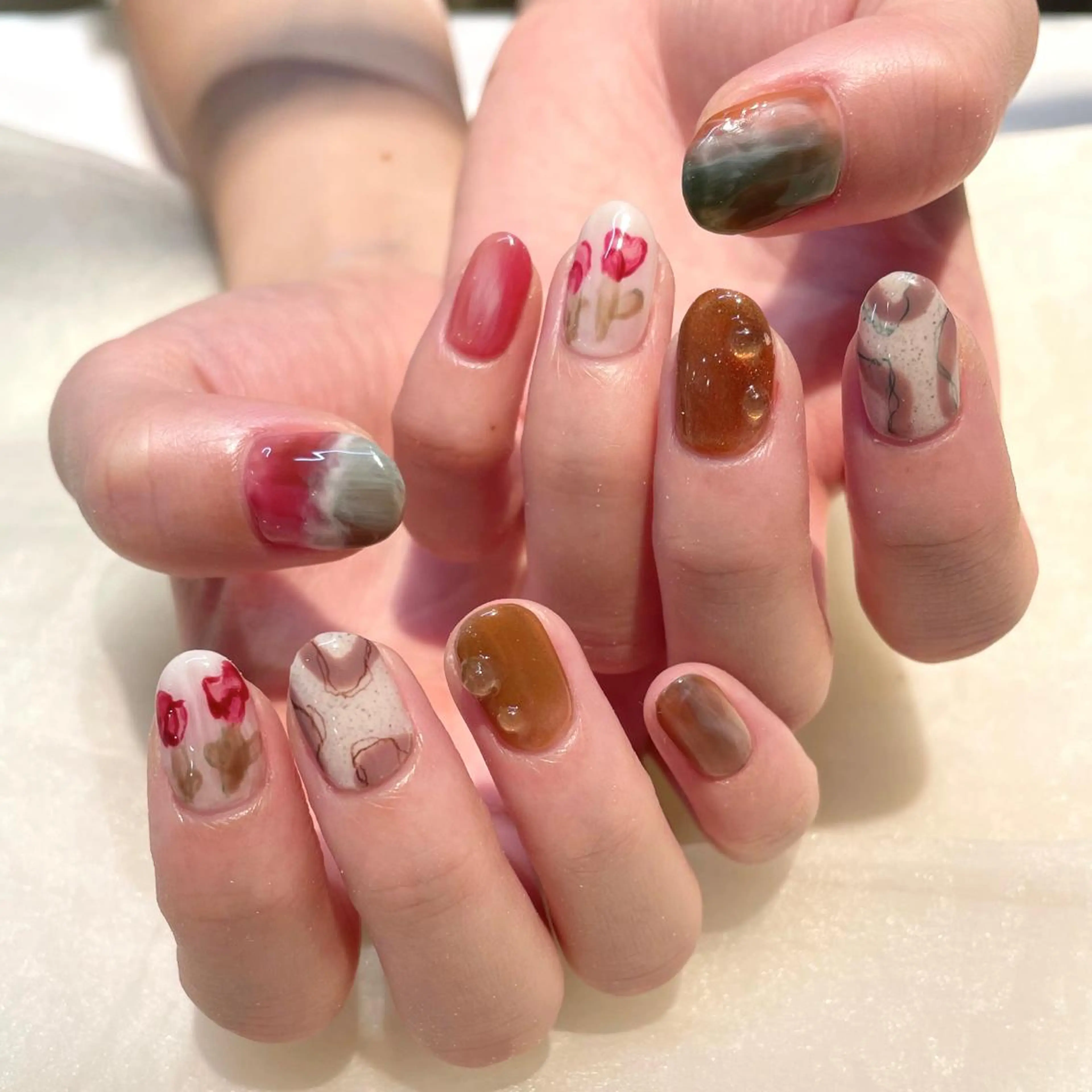 ネイル ハンドネイル 新井 ひなののネイルデザイン