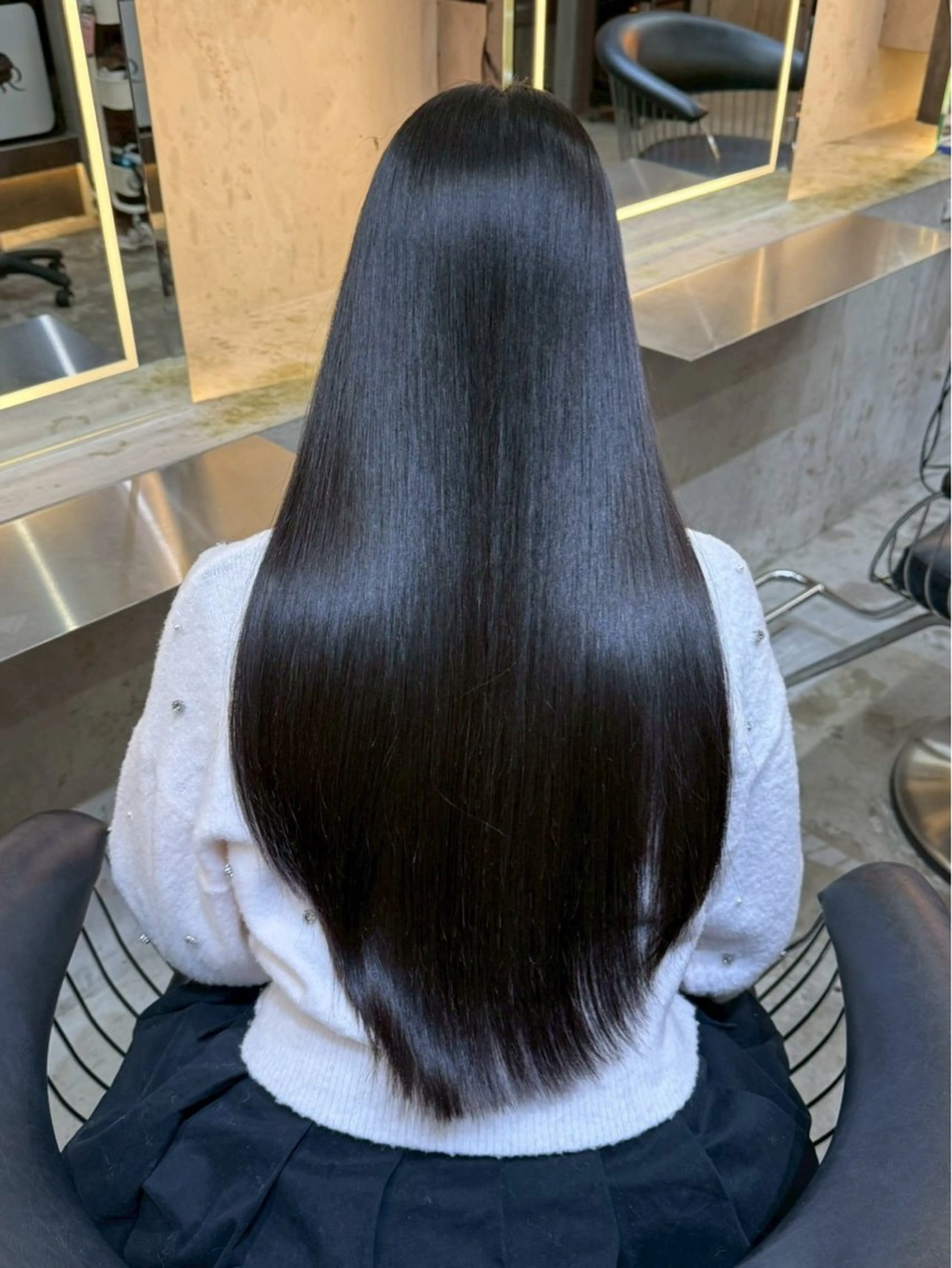 ロング カット 縮毛矯正 トリートメント ショート レイヤー ロンド　エメのヘアスタイル