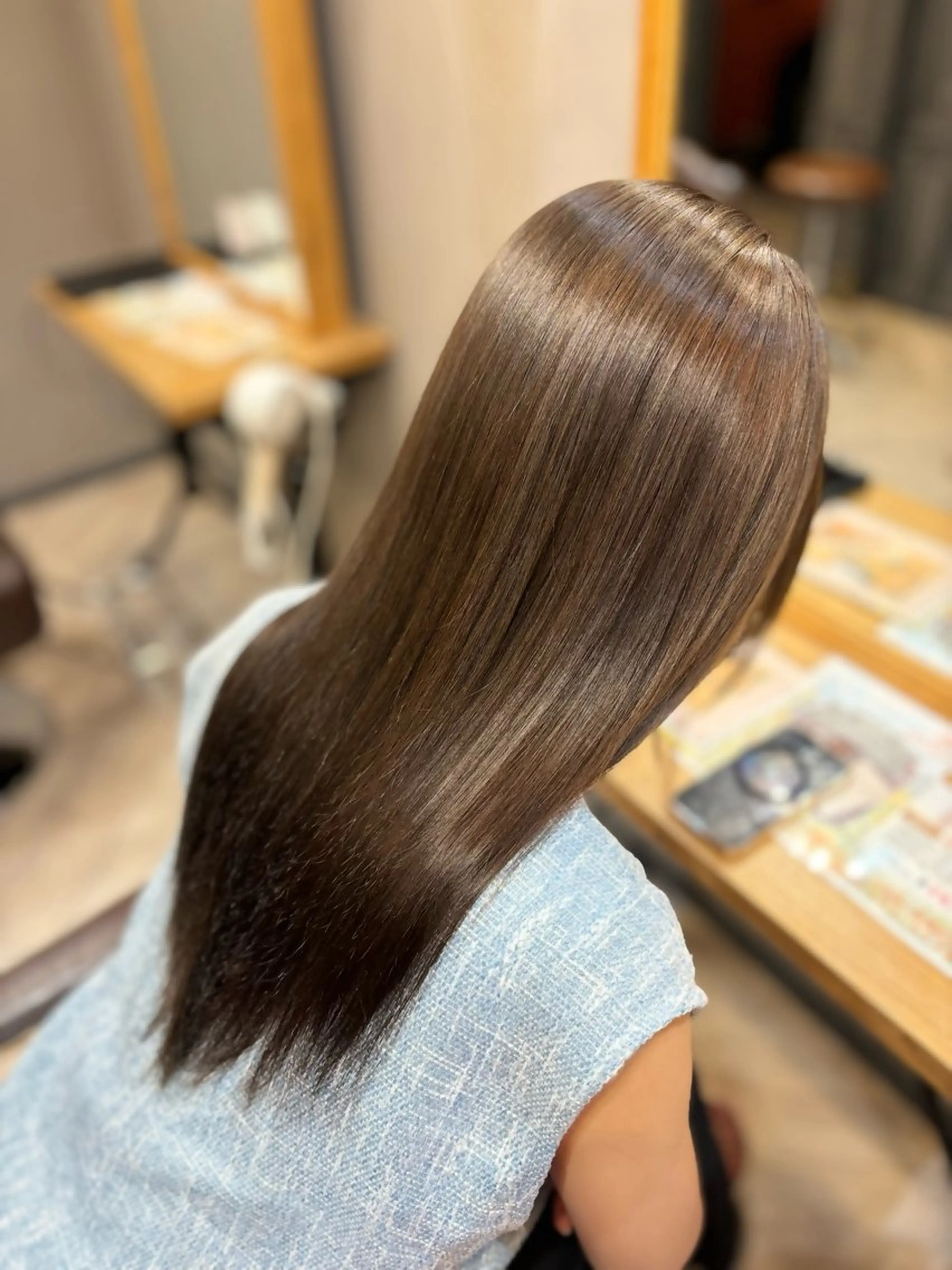 ロング カラー 藤井 ユウキのヘアスタイル