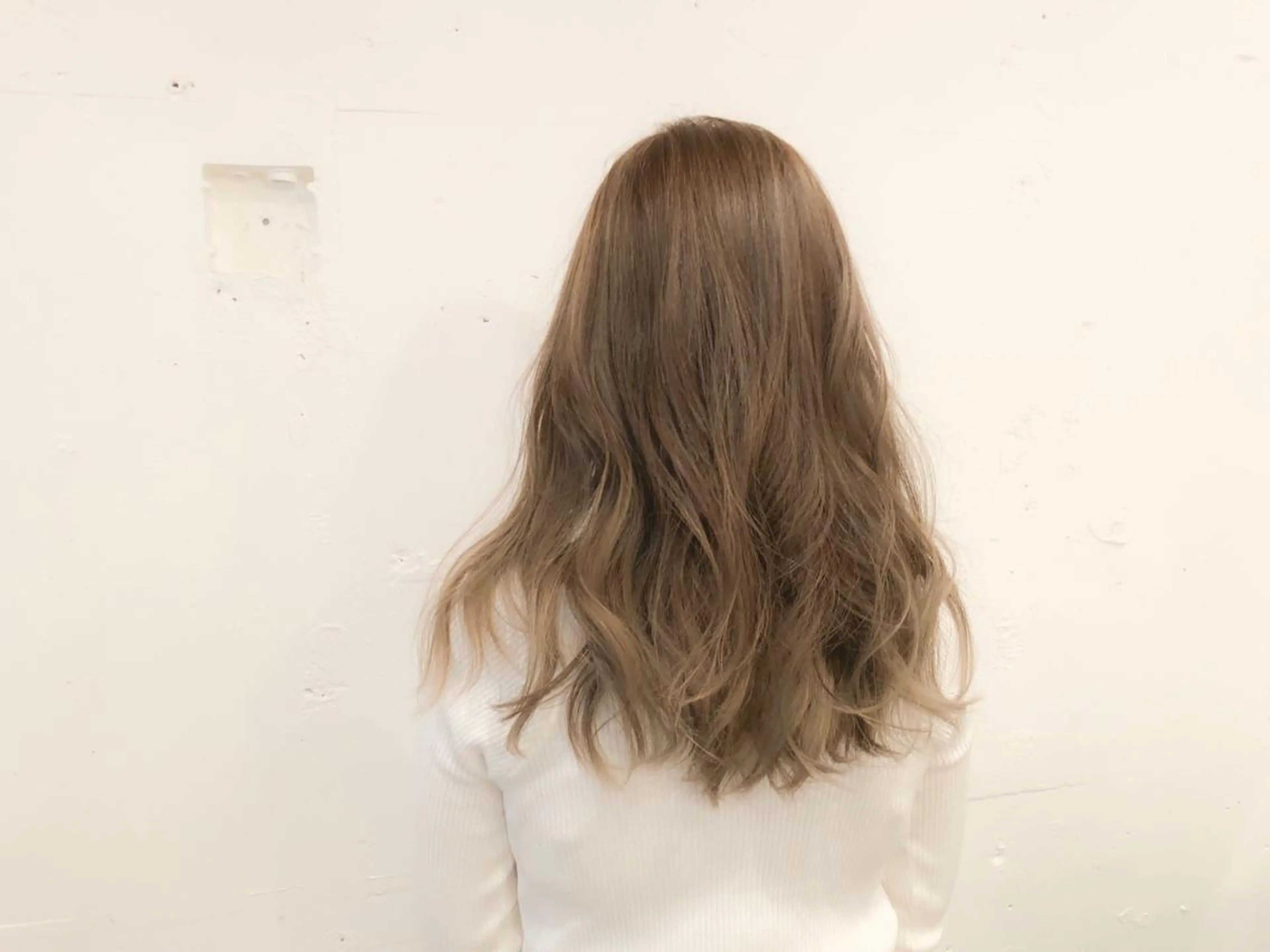 カラー 小森谷 亮太のヘアスタイル