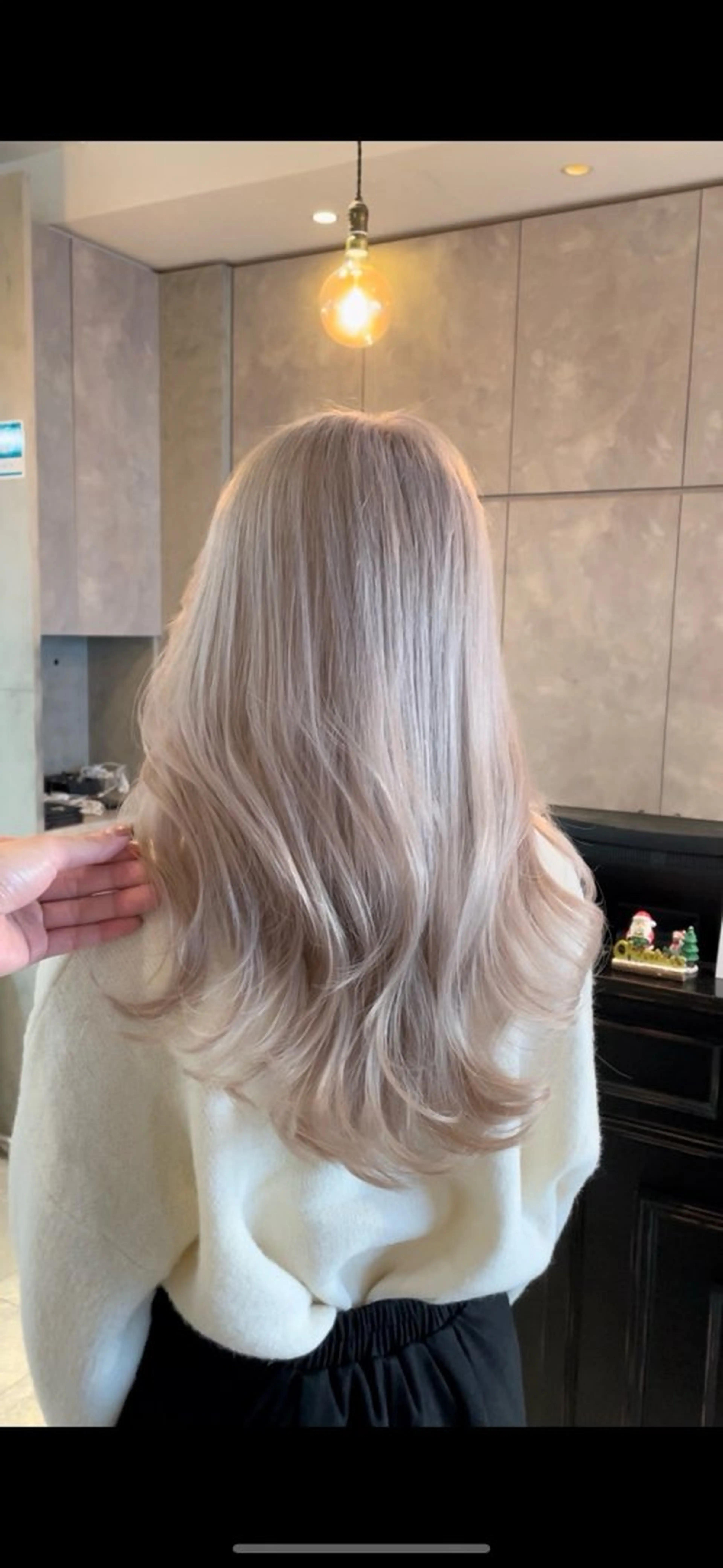 セミロング カラー パーマ ヘアアレンジ カット ヘアカラー ブリーチカラー🤍 颯馬🐈‍⬛のヘアスタイル