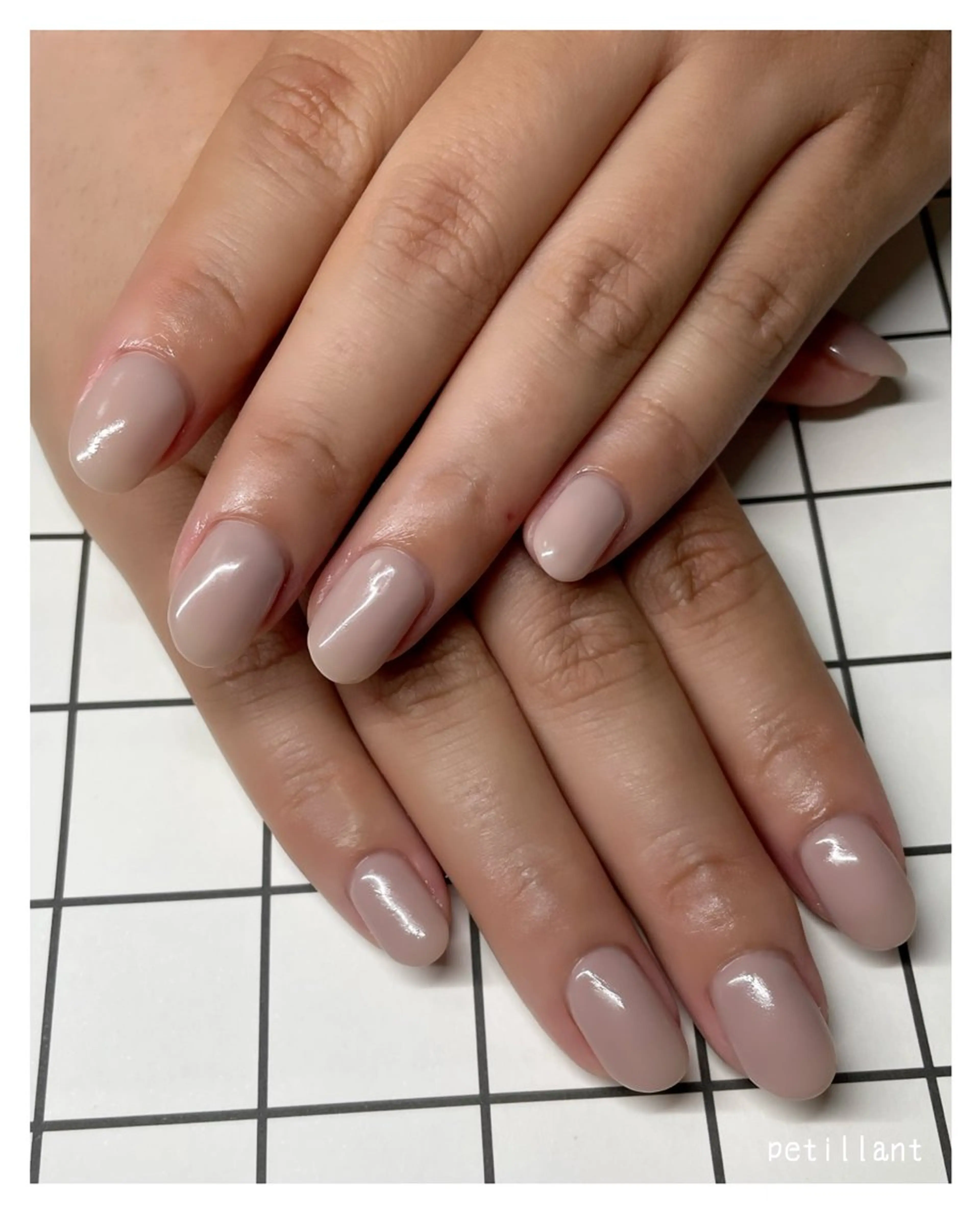 ネイル オフィスネイル ワンカラーネイル ピンク ピンクベージュ nail salon petillantのネイルデザイン