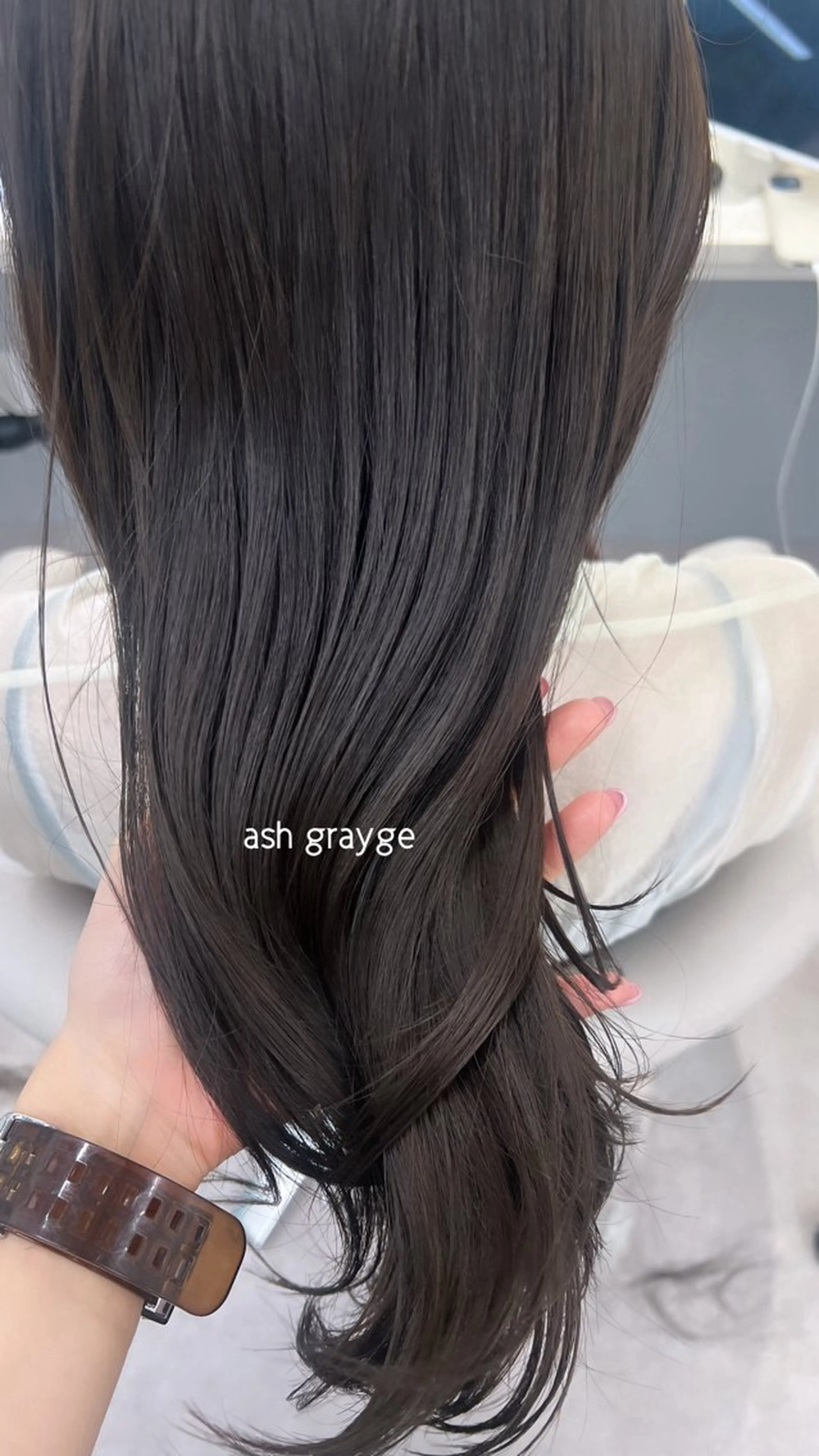 ロング カラー 透明感カラー ハイライトカラー ハイライト カット ヘアカラー トリートメント 美髪矯正/髪質改善/ 艶髪🤍伊藤梨紗のヘアスタイル