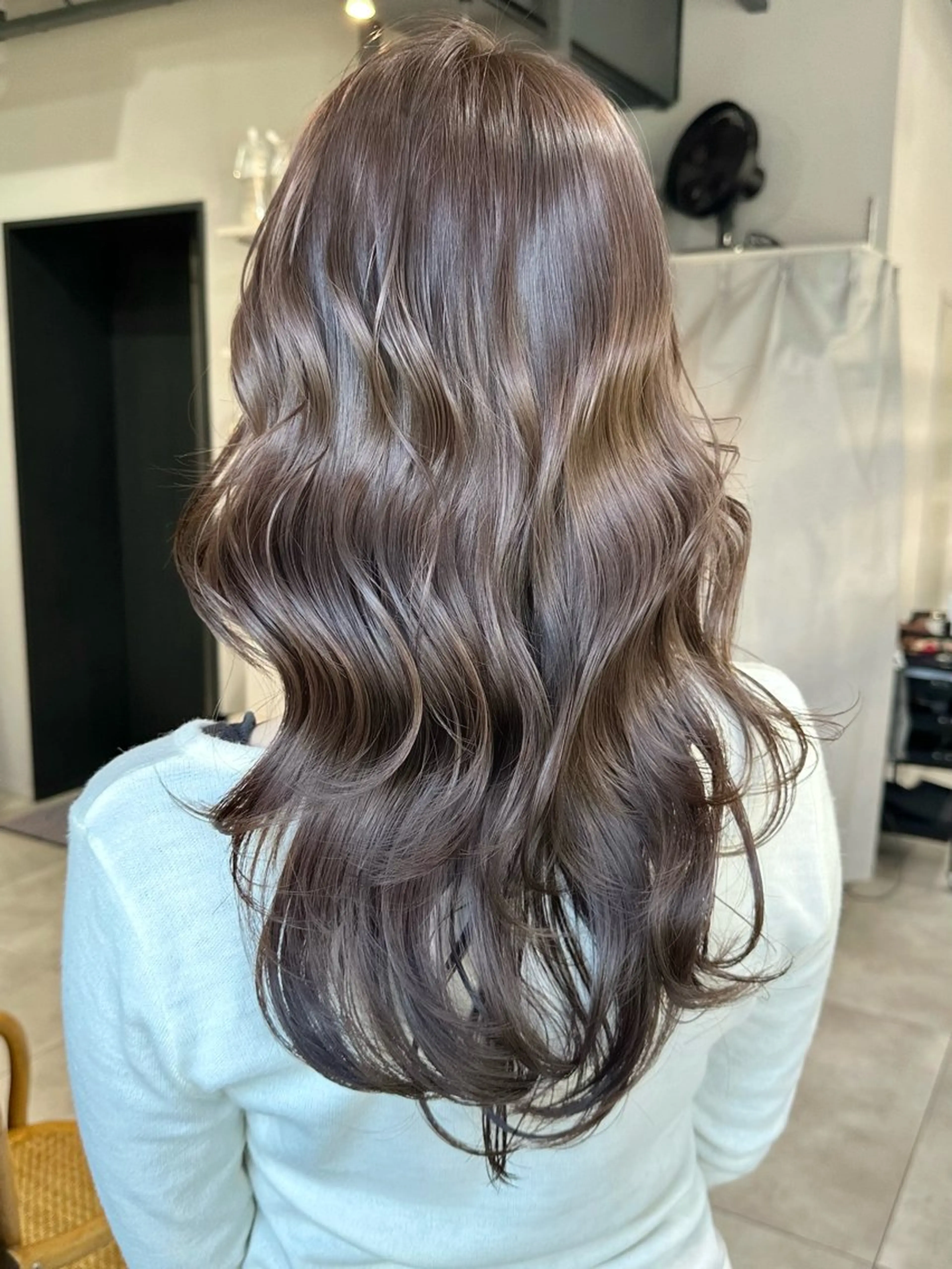 セミロング アイスグレージュ カット ヘアカラー トリートメント ✨透明感カラー/縮毛 恵比寿HAYATO✨のヘアスタイル