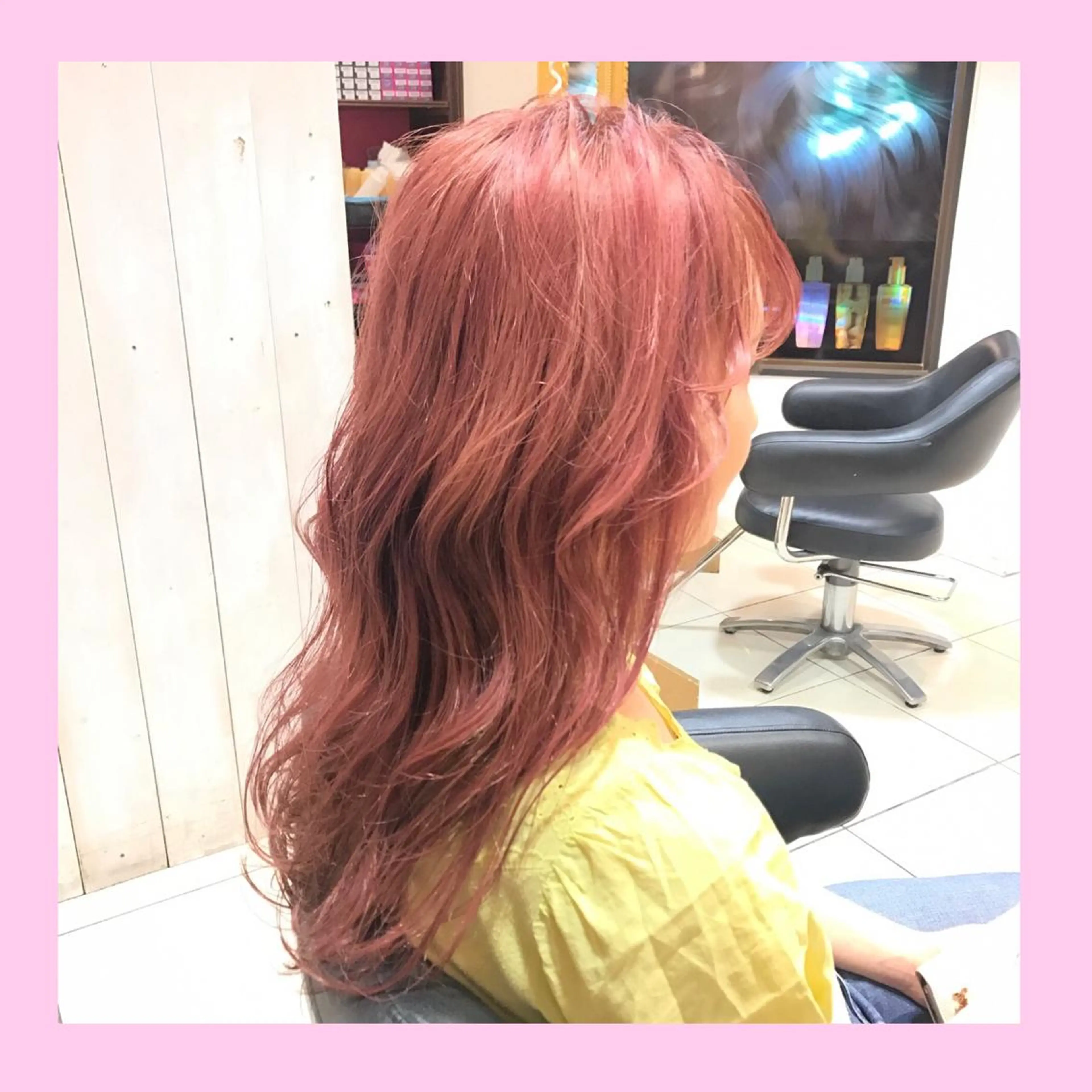 ロング カラー ピンクカラー SHIN/レイヤー カット×クロスパーマのヘアスタイル