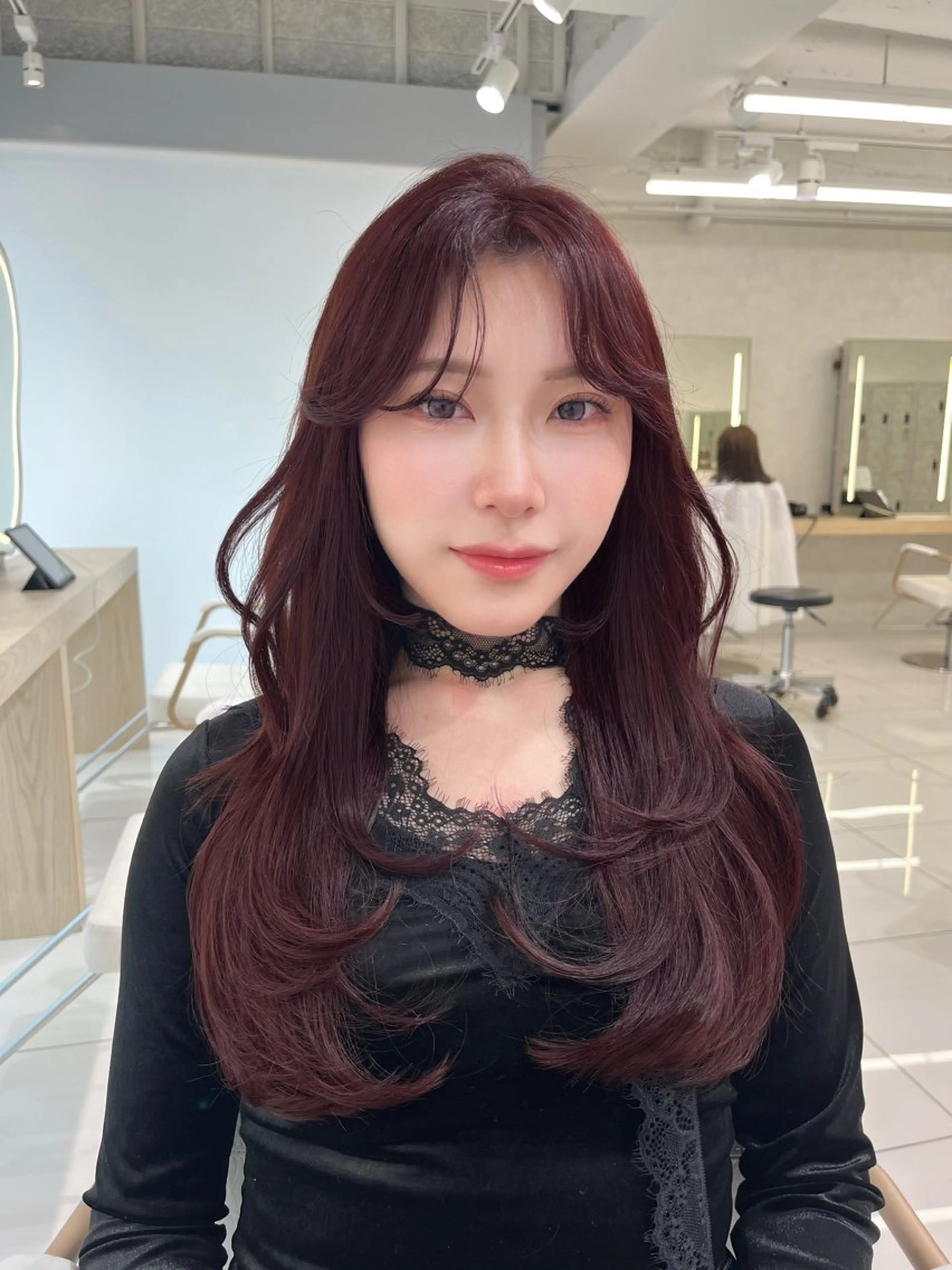 ロング カラー ブリーチ ダブルカラー ブリーチなしカラー レッドカラー レイヤーカット カット ヘアカラー トリートメント 韓国ヘア／レイヤー/ 🤍ayumuのヘアスタイル