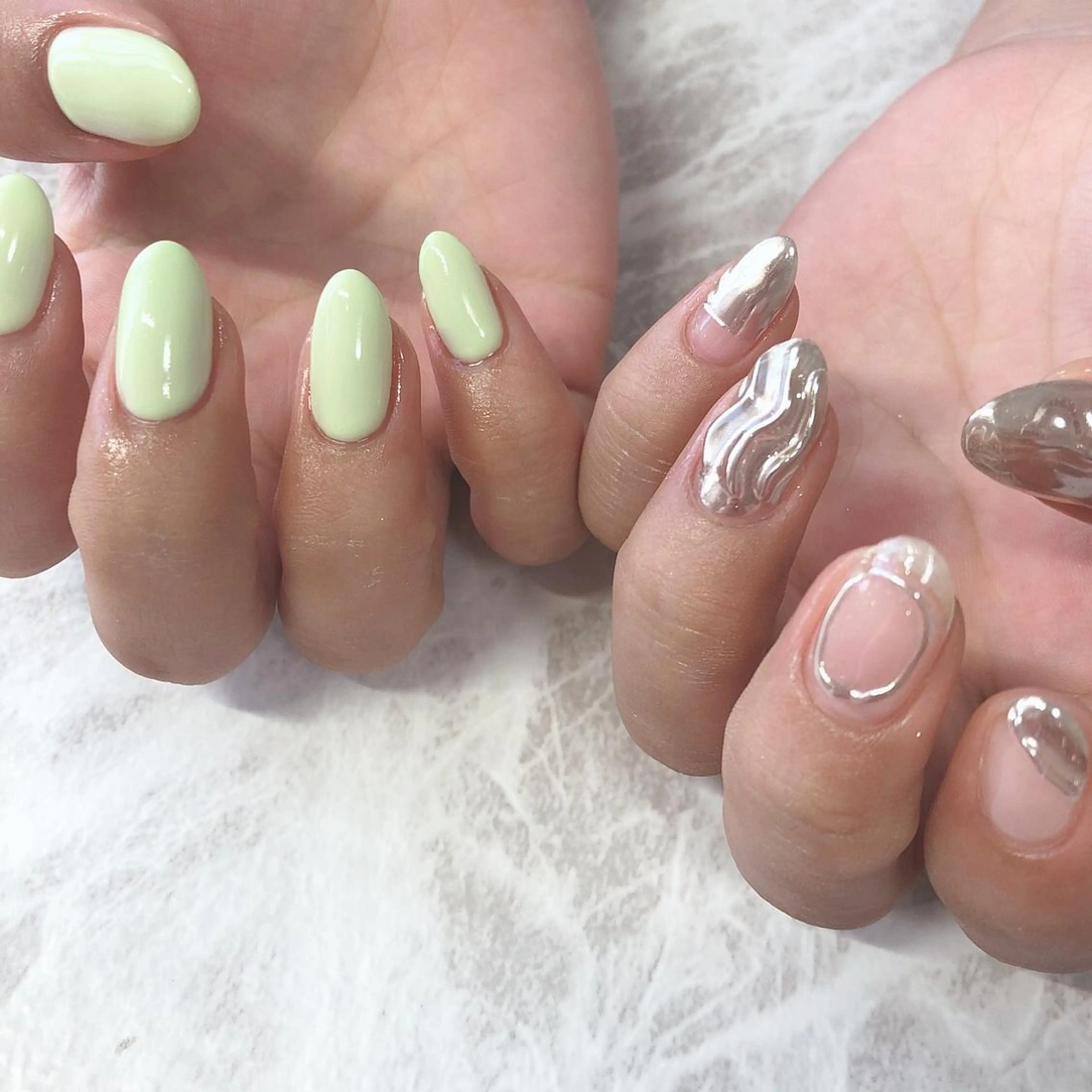 ネイル ハンドネイル 西岡 杏のネイルデザイン