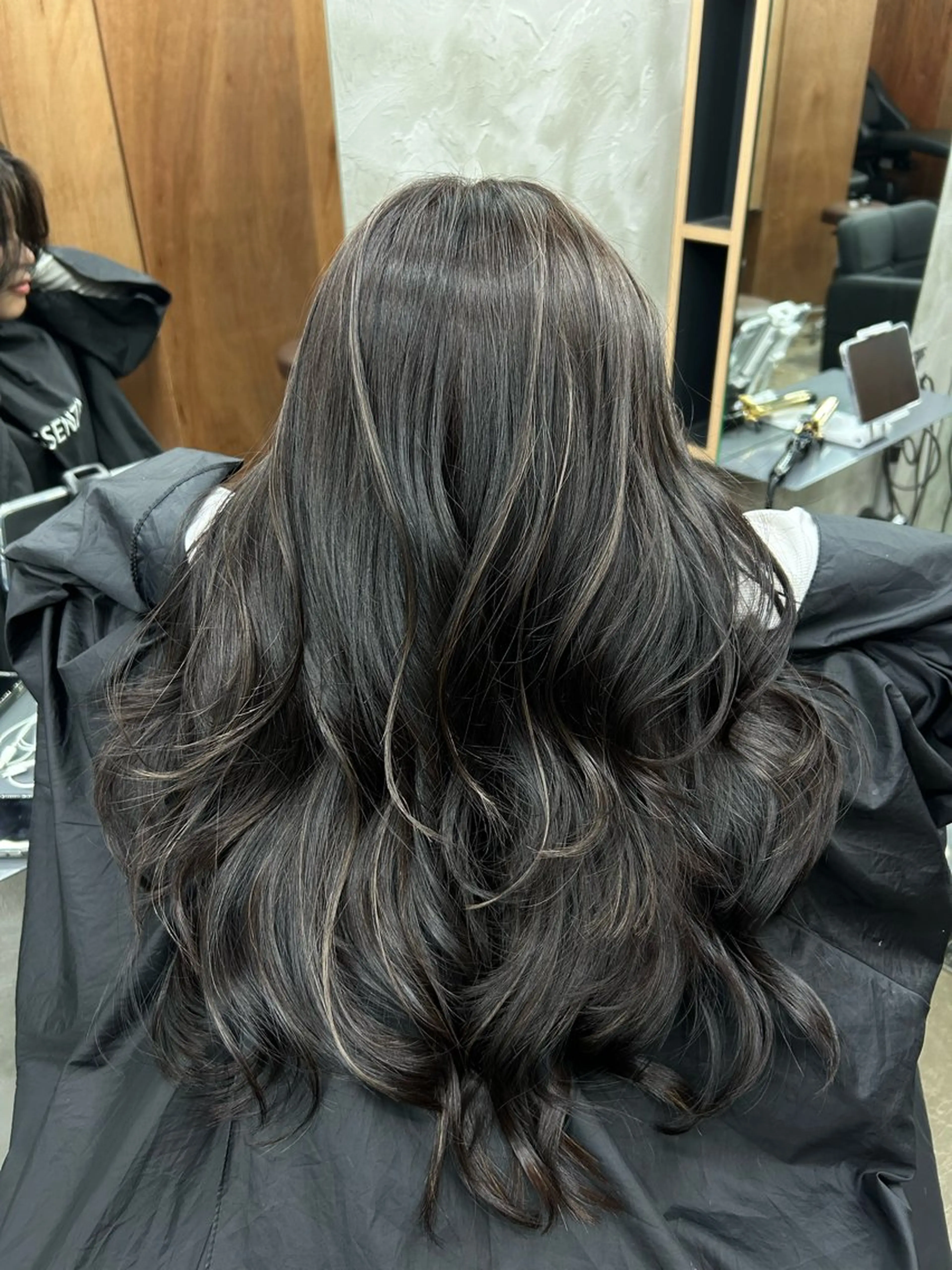 ロング カラー ハイライトカラー ハイライト さわ 🫧🎀のヘアスタイル