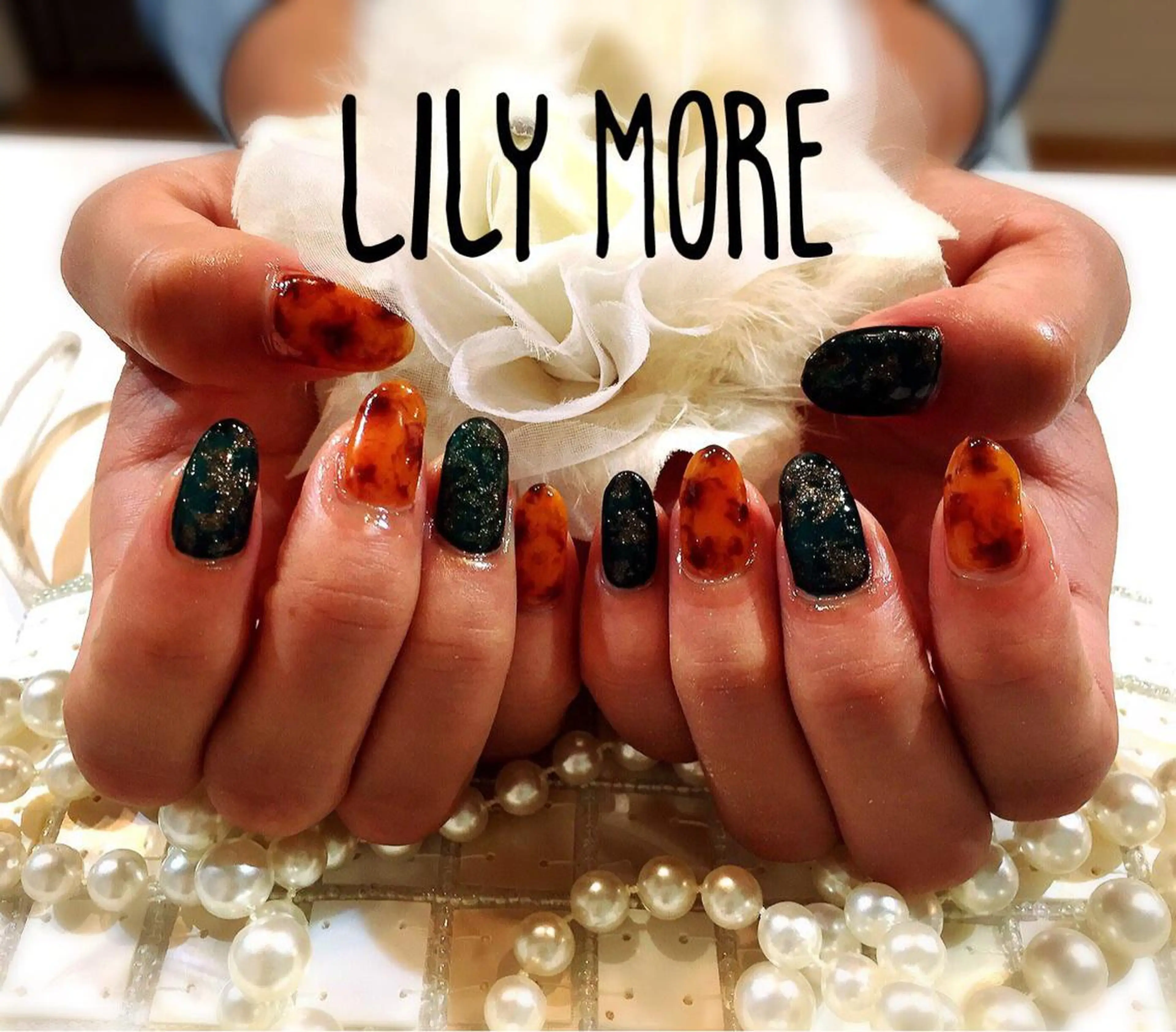 ネイル べっ甲ネイル Lily closetのネイルデザイン