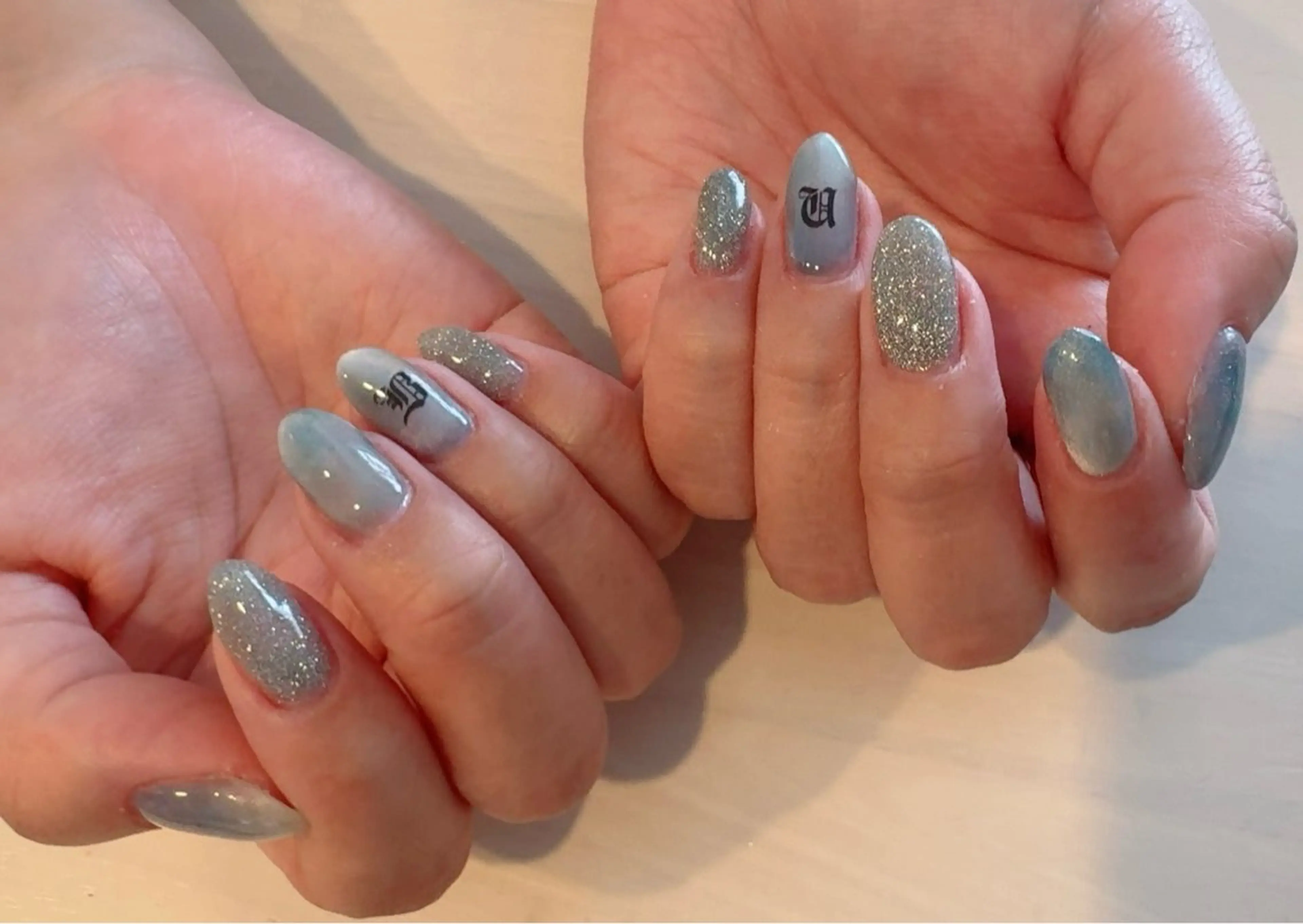 ネイル 坂上 悠莉のネイルデザイン