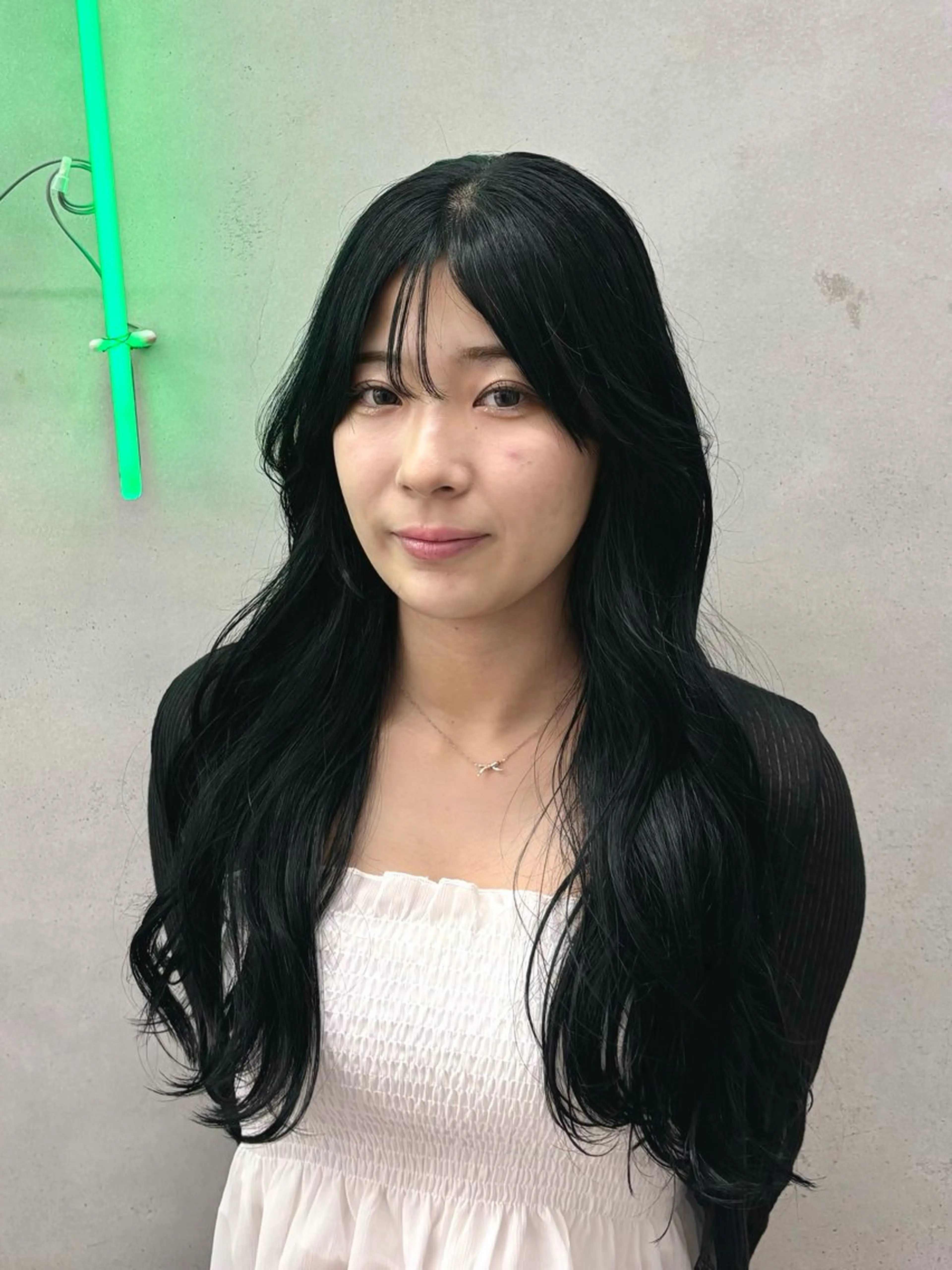 ロング カット ヘアカラー トリートメント 【梅田】ハッシュ /デザインカラーのヘアスタイル