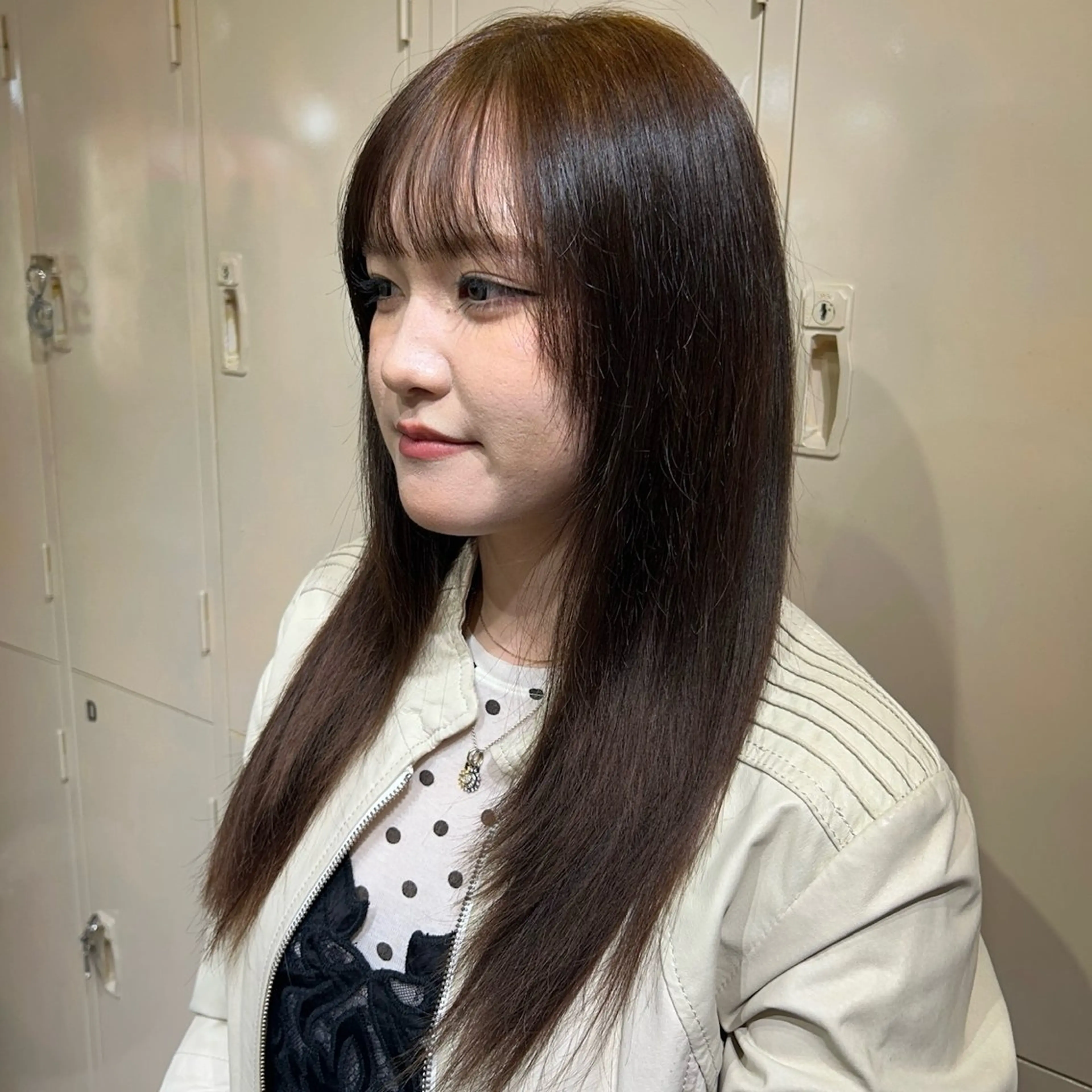 ロング ヘアカラー トリートメント 🧚🏻透明感カラー 🫧フウワのヘアスタイル