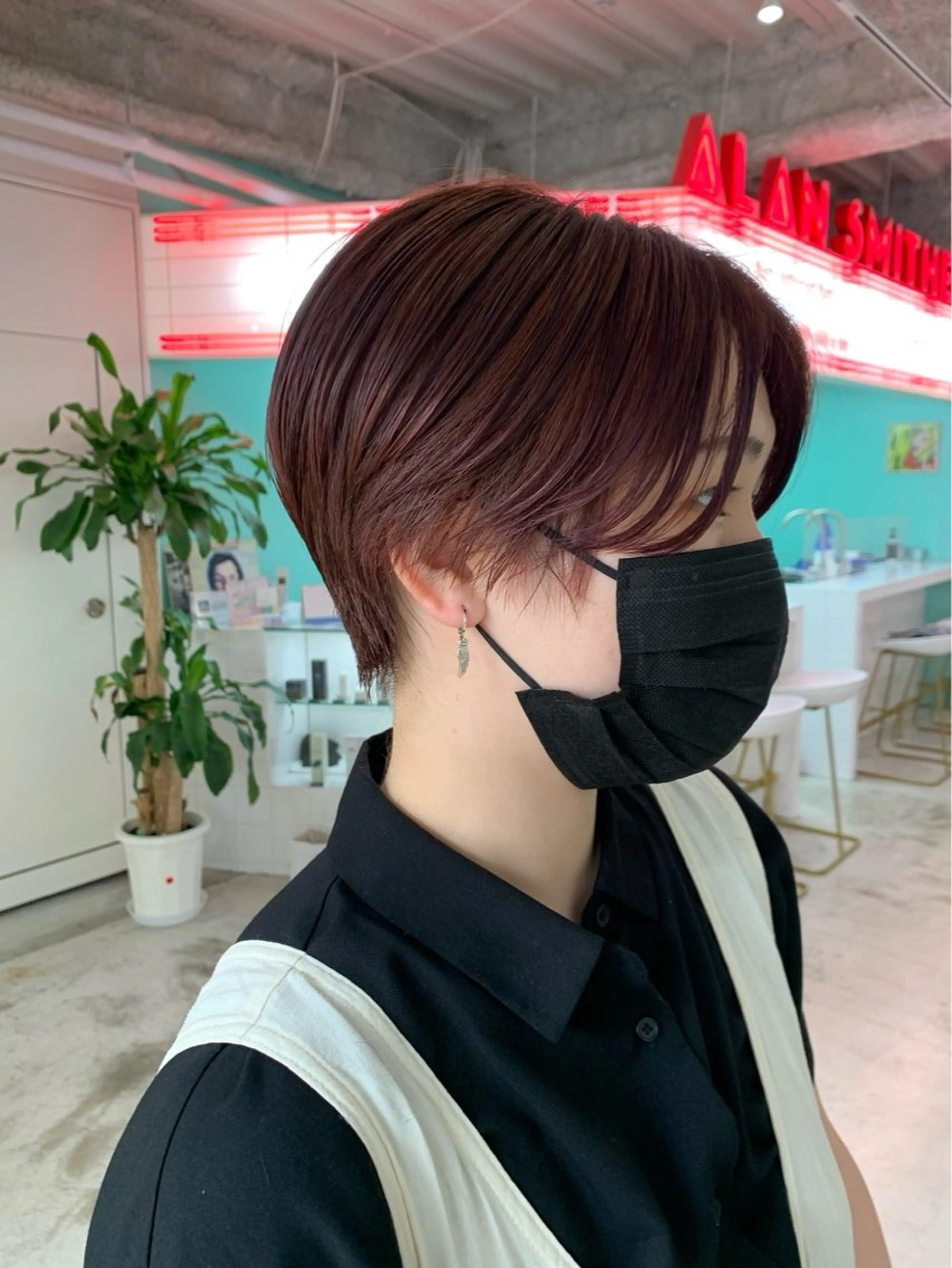 ショート 🧤高明度ハイトーン 🧤莉音のヘアスタイル