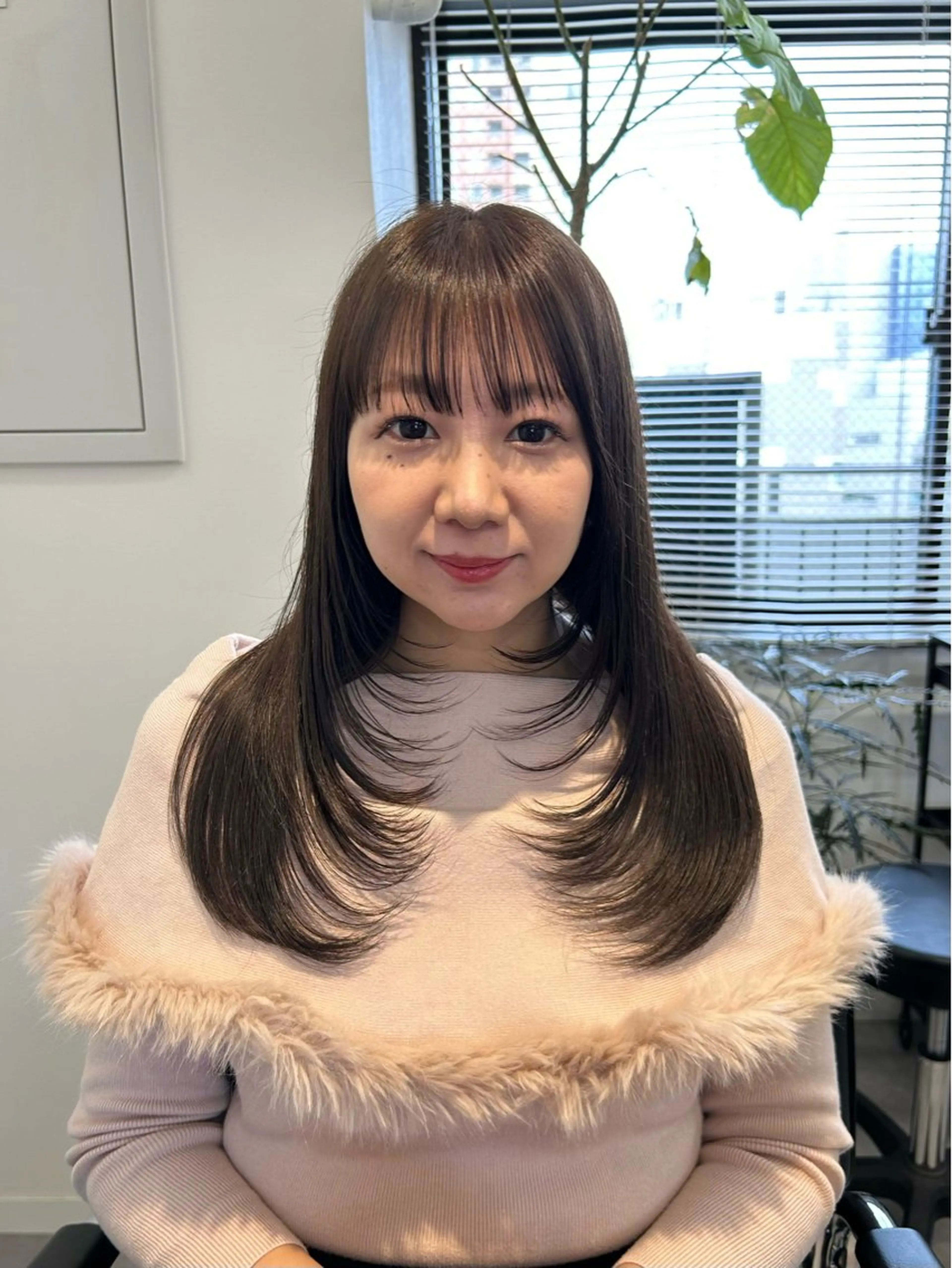 ミディアム 顔まわりレイヤー レイヤーカット ❤️ショートカット ・顔周りカット❤️のヘアスタイル