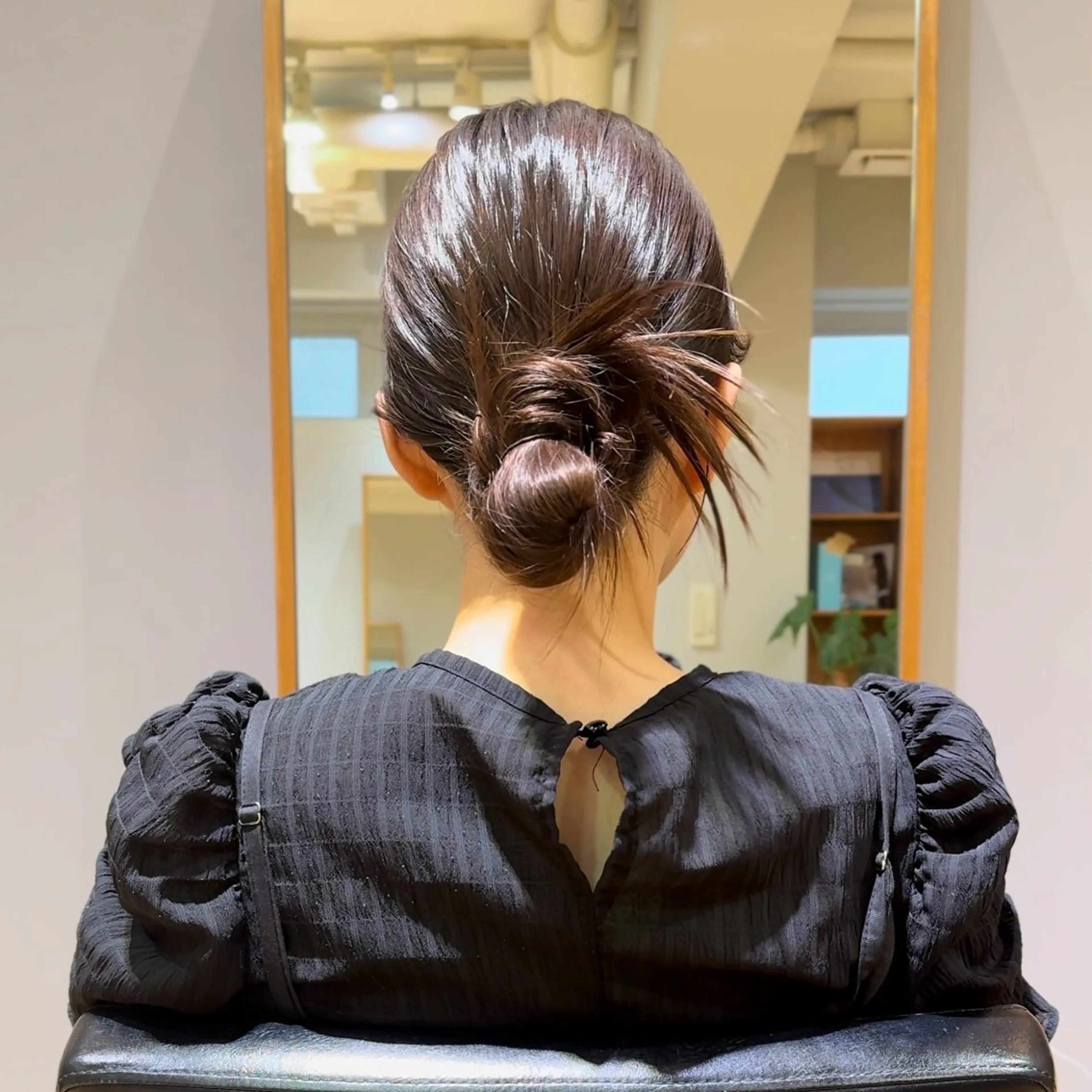 セミロング ヘアアレンジ 🎗️【ヘアセット 美眉】吉川玲🎗️のヘアスタイル