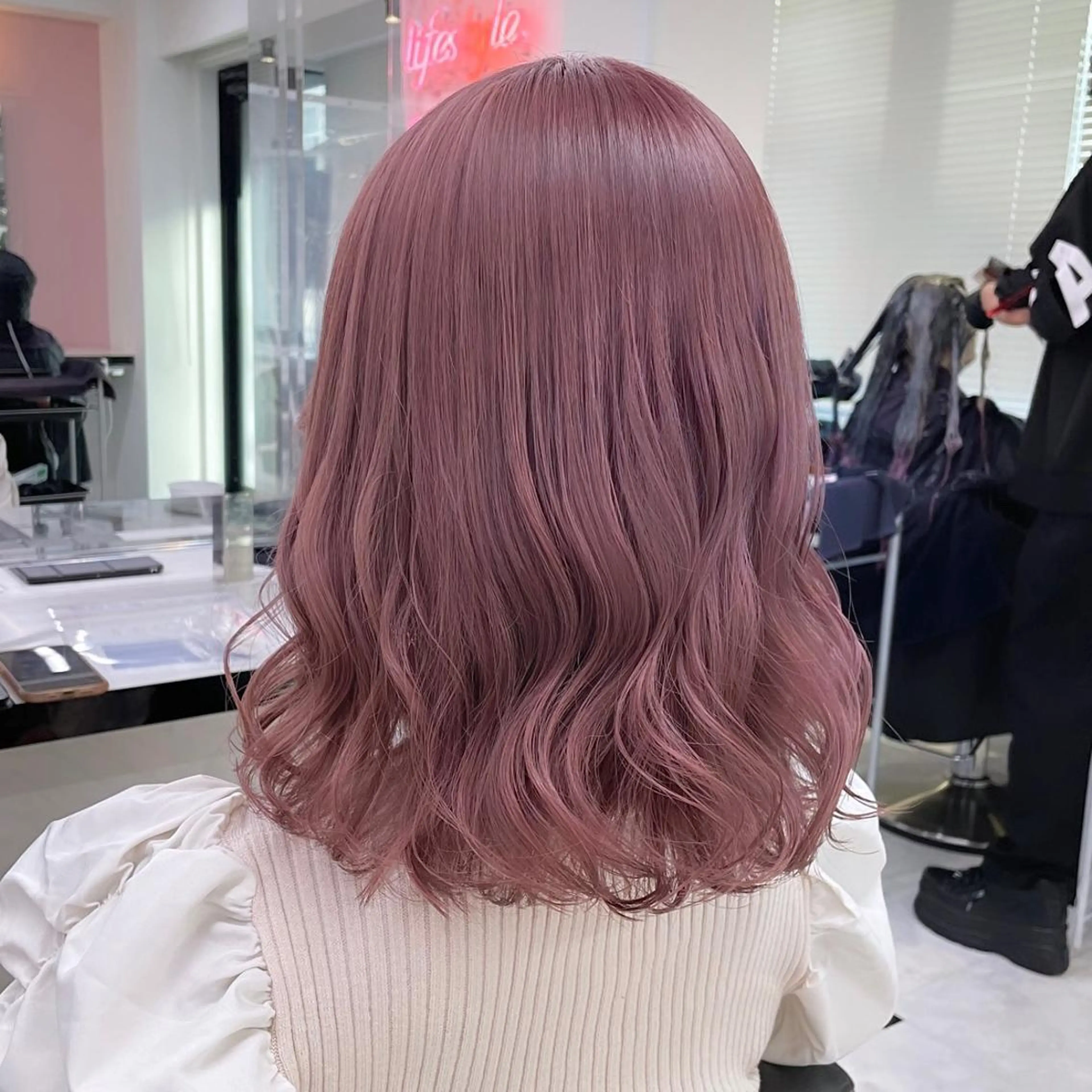ミディアム カラー 🩰透明感カラー♡ UTA🩰のヘアスタイル
