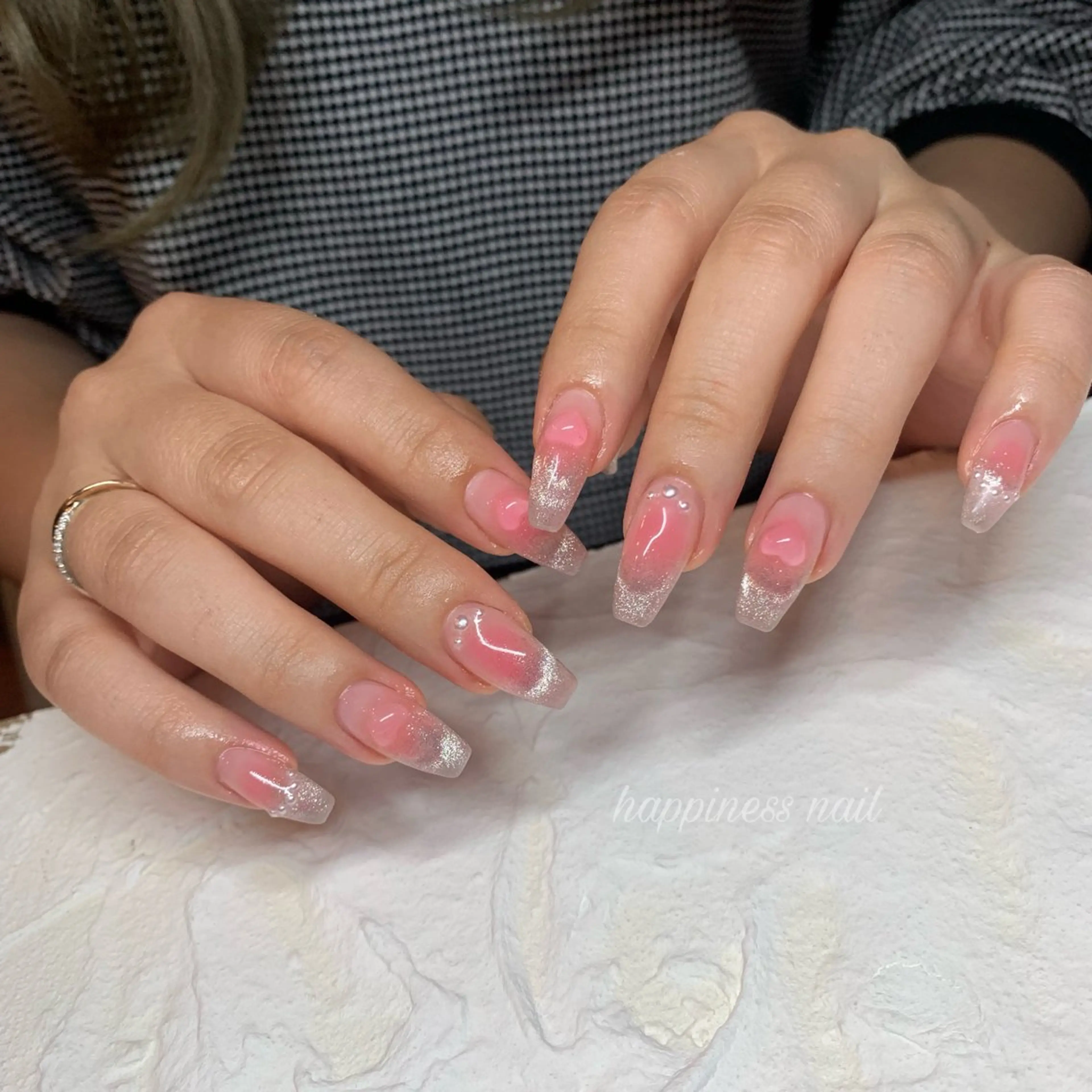 ネイル チークネイル ジェルネイル ロングネイル マグネットネイル スカルプネイル happiness nailのネイルデザイン