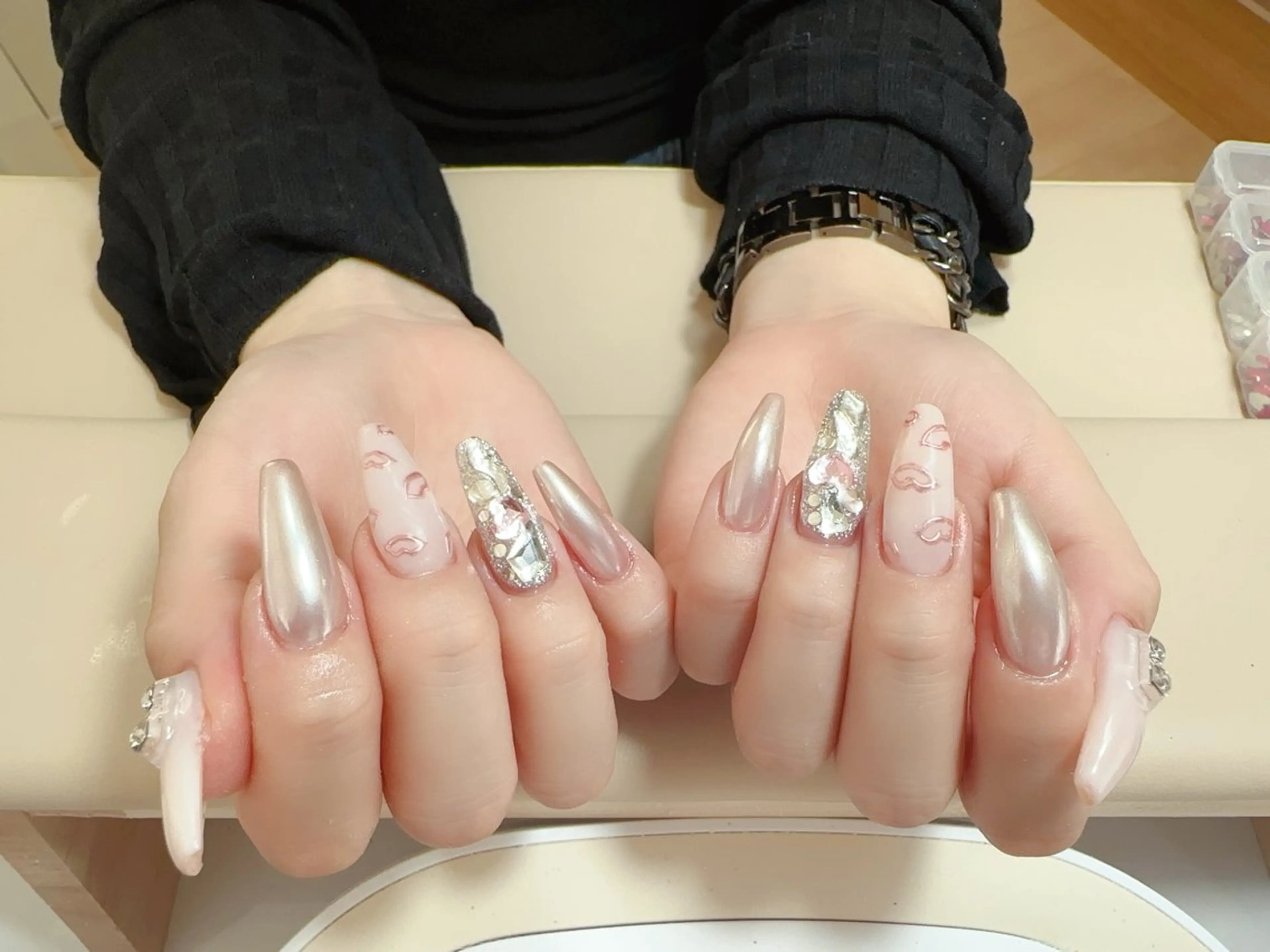 ネイル ハンドネイル NAIL CIRCLESのネイルデザイン