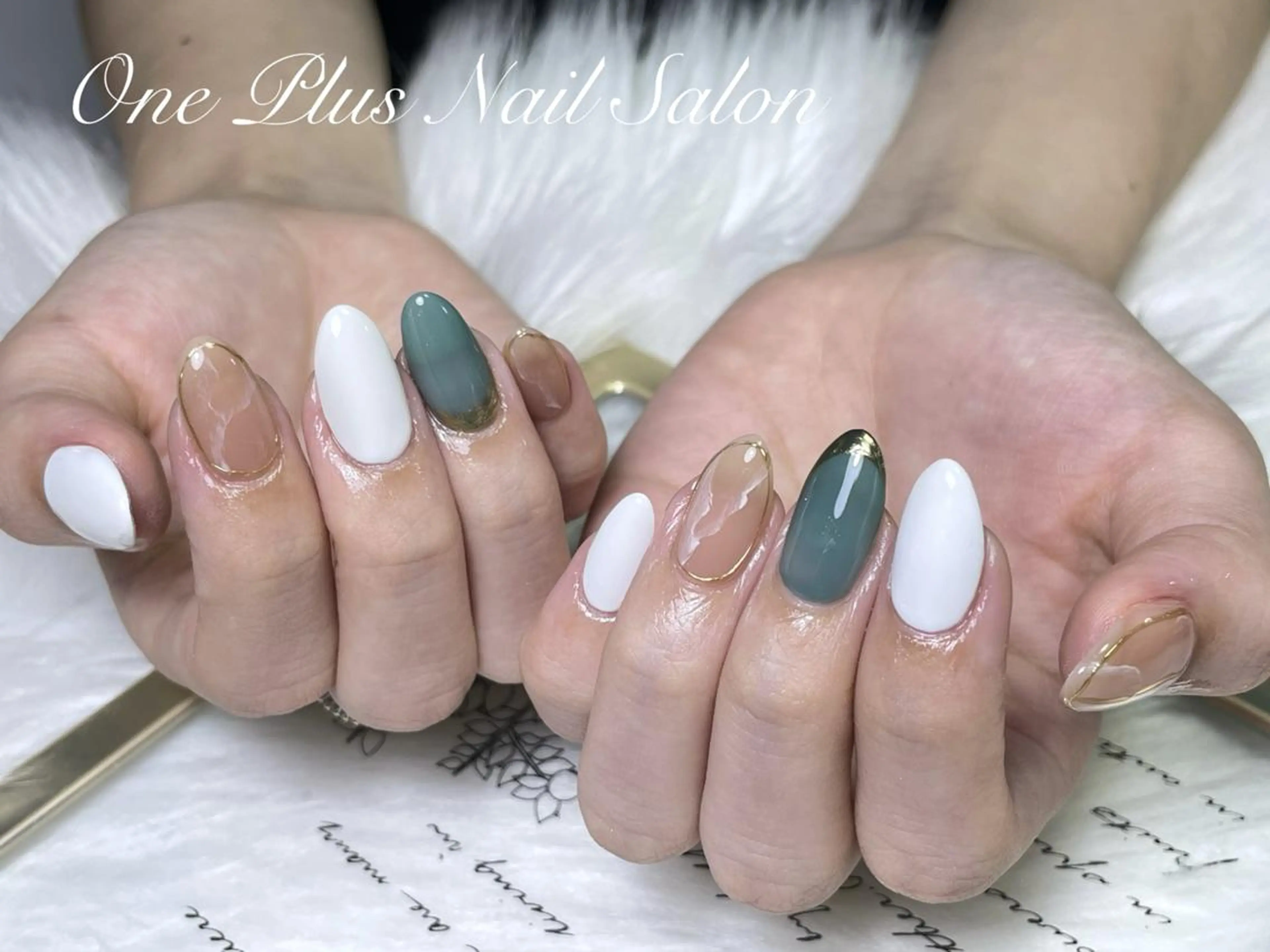 ネイル ジェルネイル キラキラネイル 韓国ネイル ラメ(グリッター) マグネットネイル One plus StudioNailのネイルデザイン