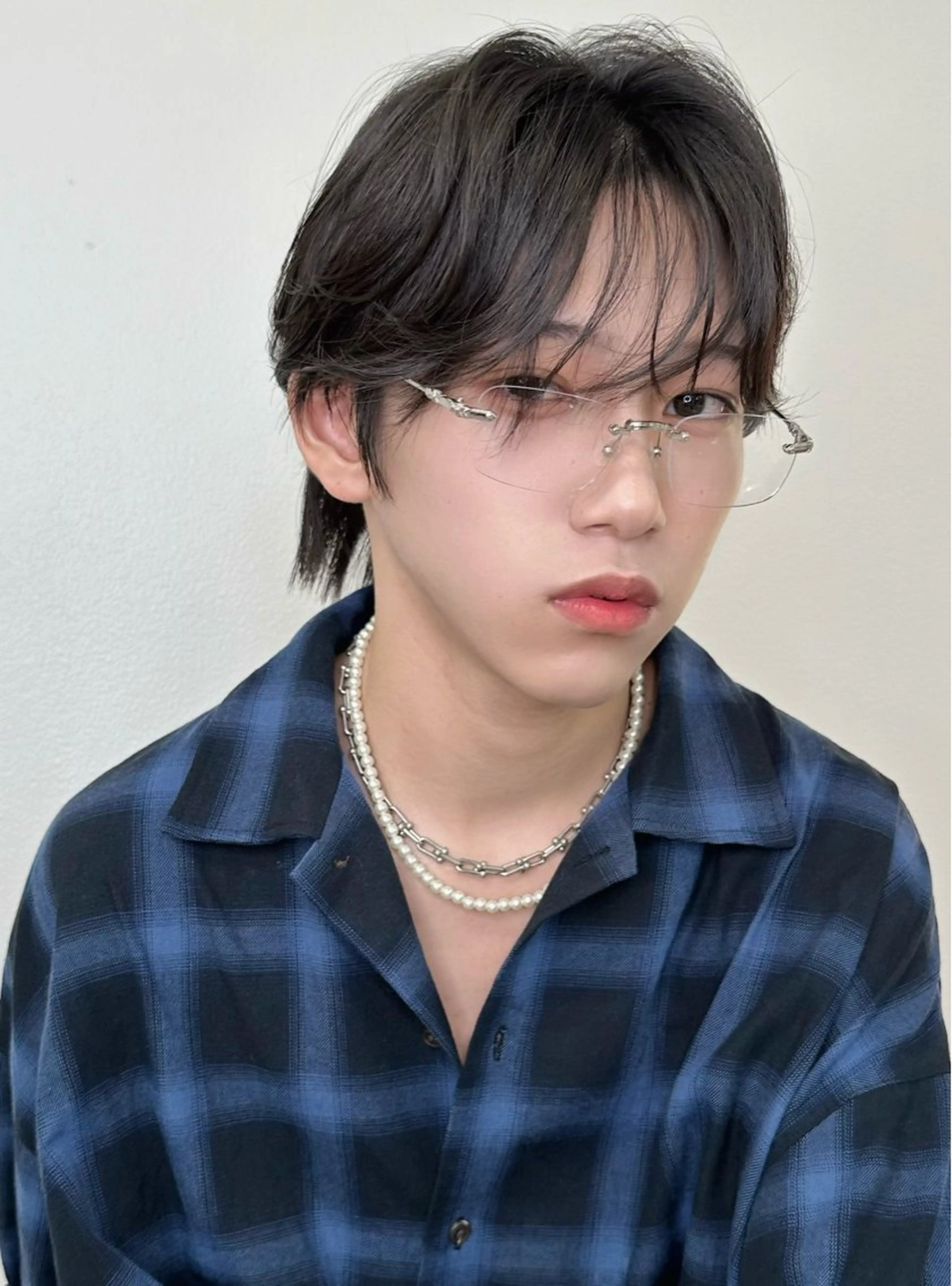 メンズ マッシュ シースルーマッシュ RIKI/センター パート/メンズパーマのヘアスタイル