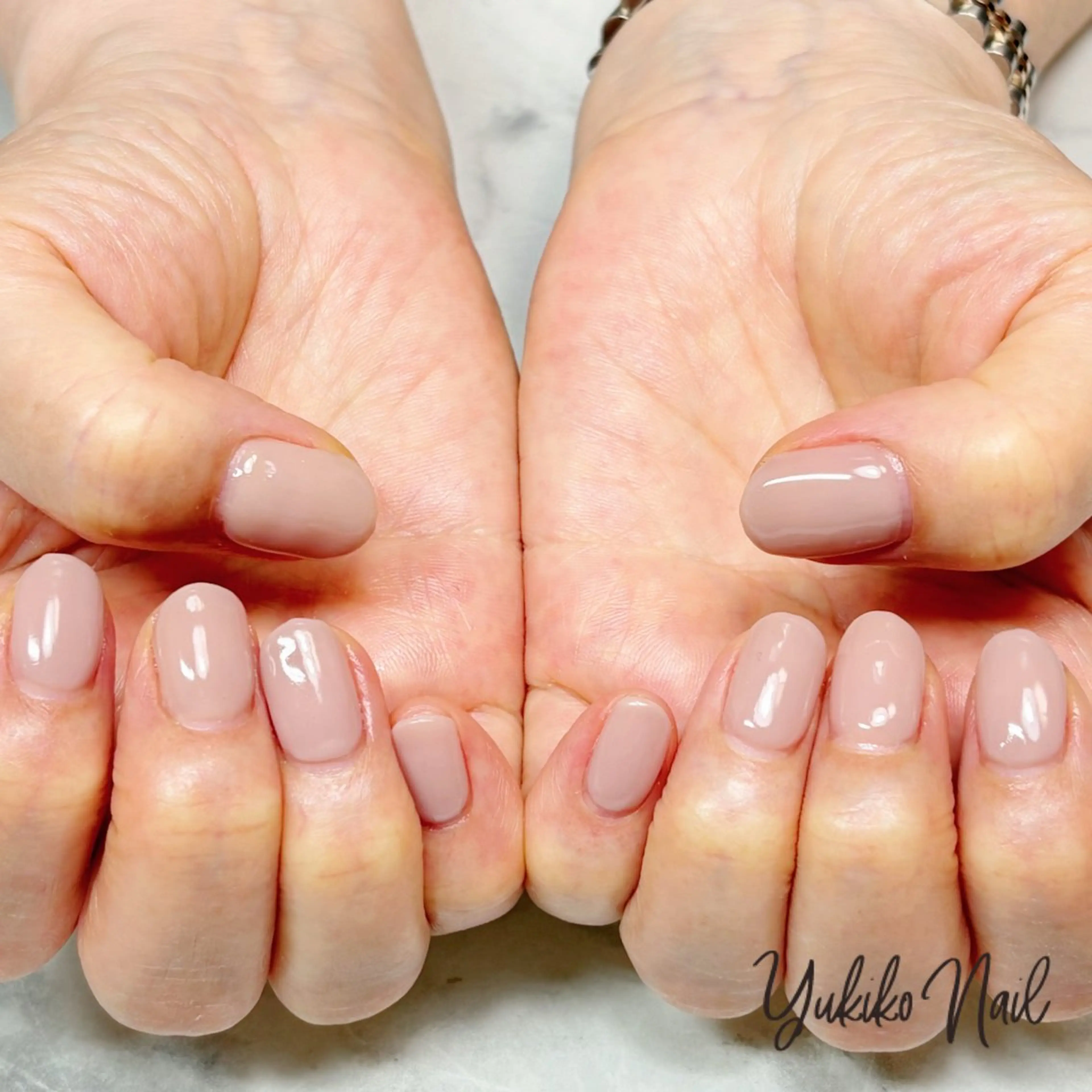 ネイル オフィスネイル ワンカラーネイル ハンドネイル ユキコ ネイルのネイルデザイン