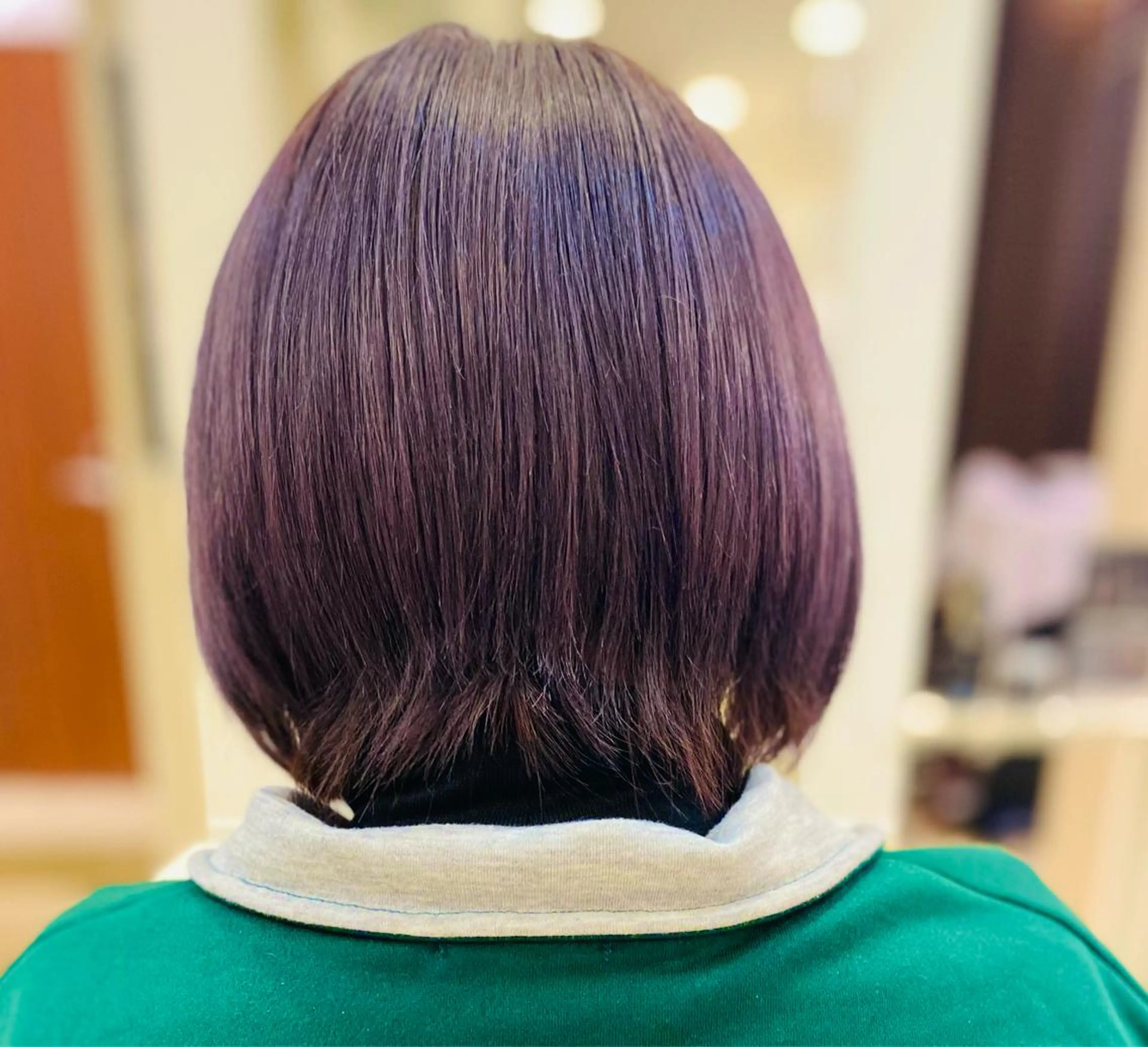 ショート カラー 大西 七海のヘアスタイル