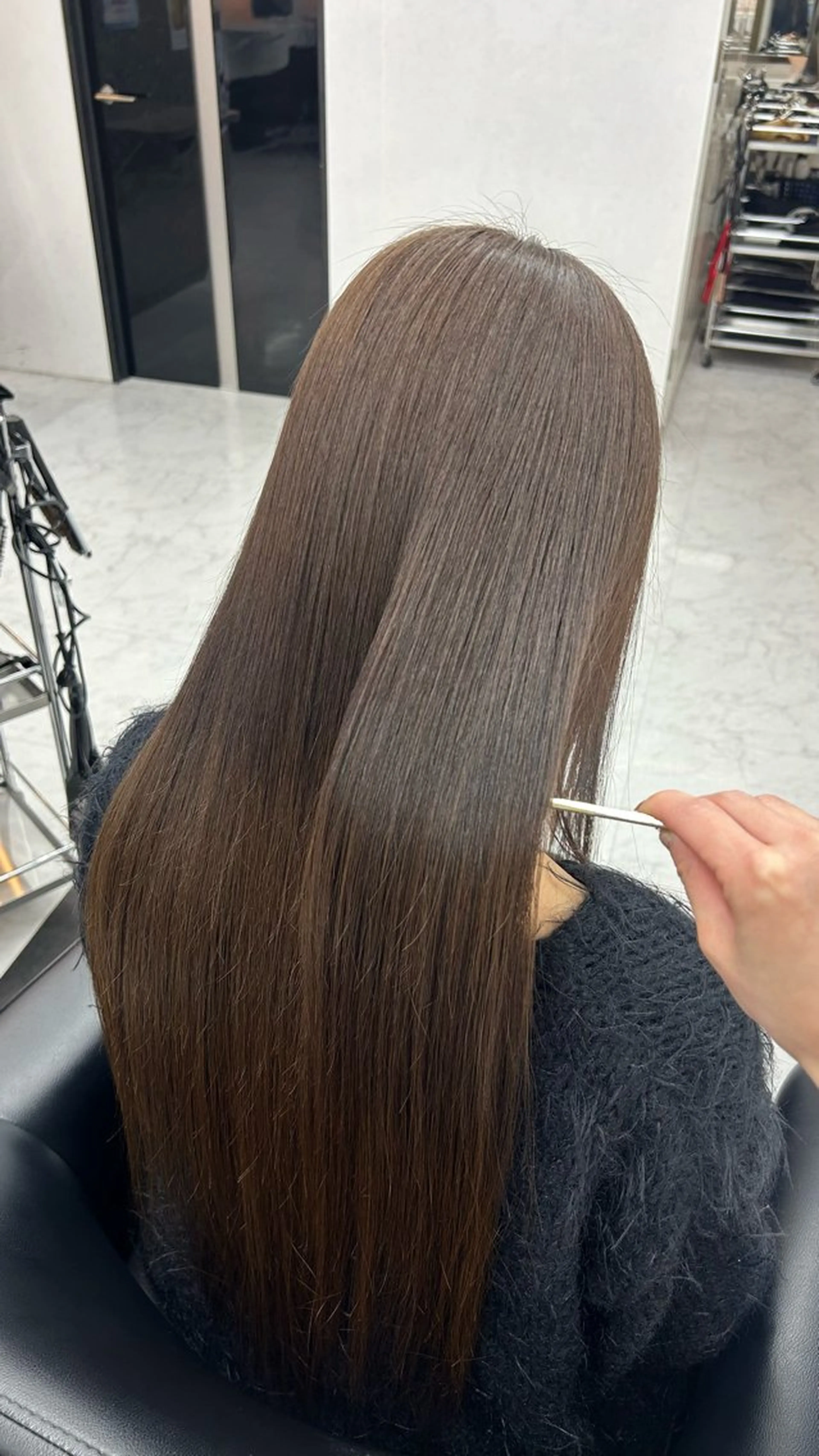 ロング カット ヘアカラー saria [ALEAP]のヘアスタイル