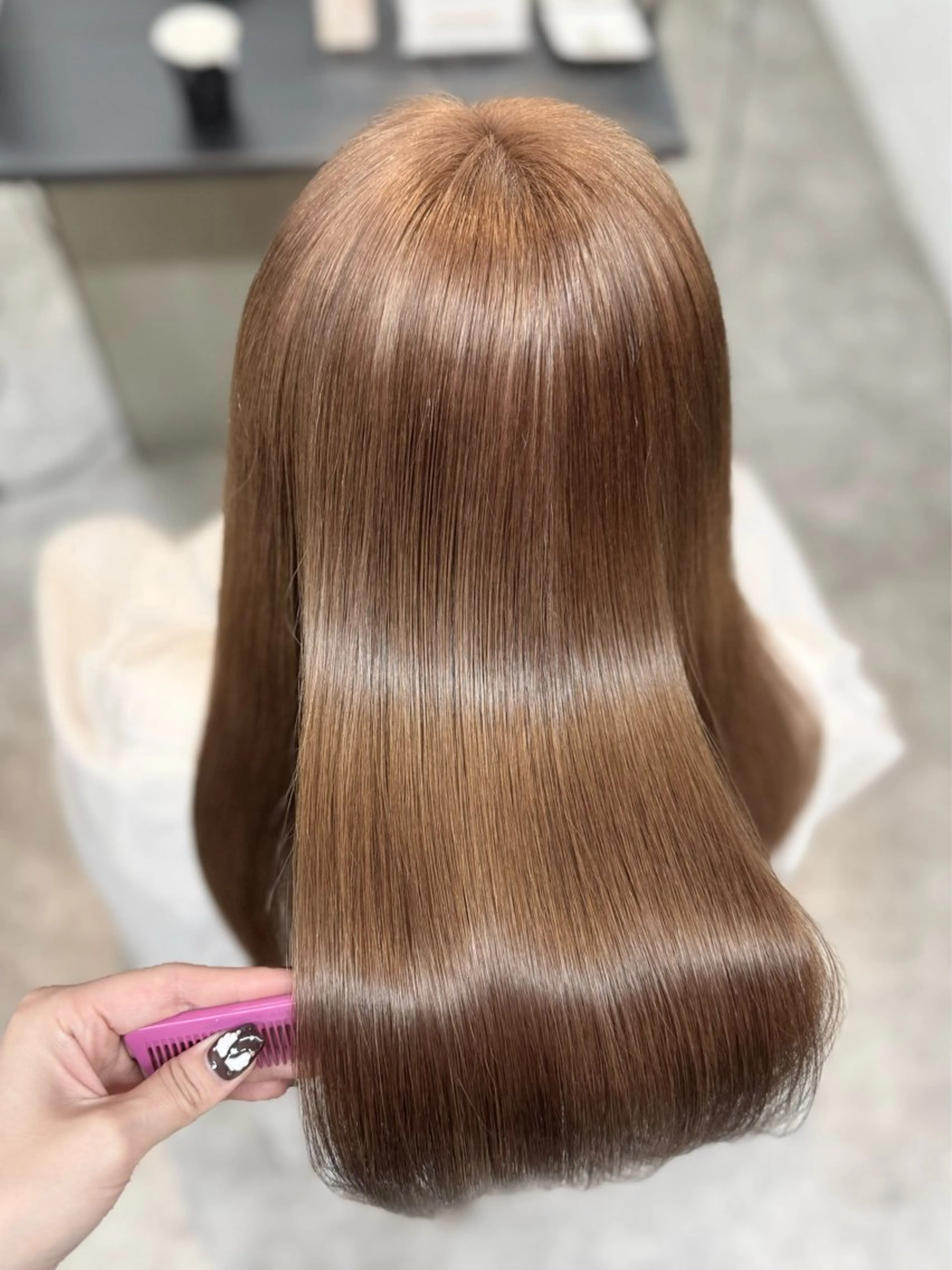 セミロング カラー 伊藤 美奈穂のヘアスタイル