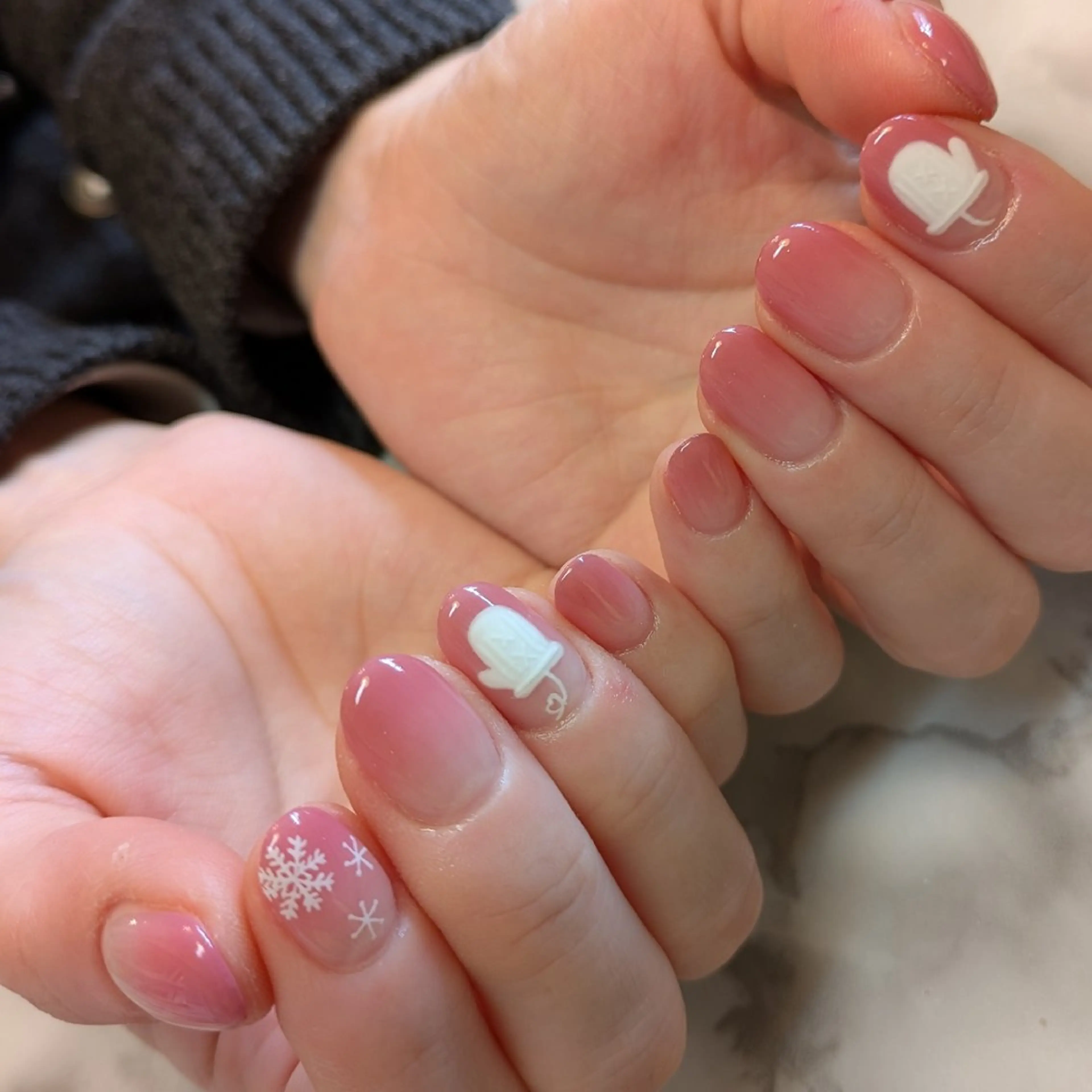 ネイル ジェヌインネイル 河内のネイルデザイン