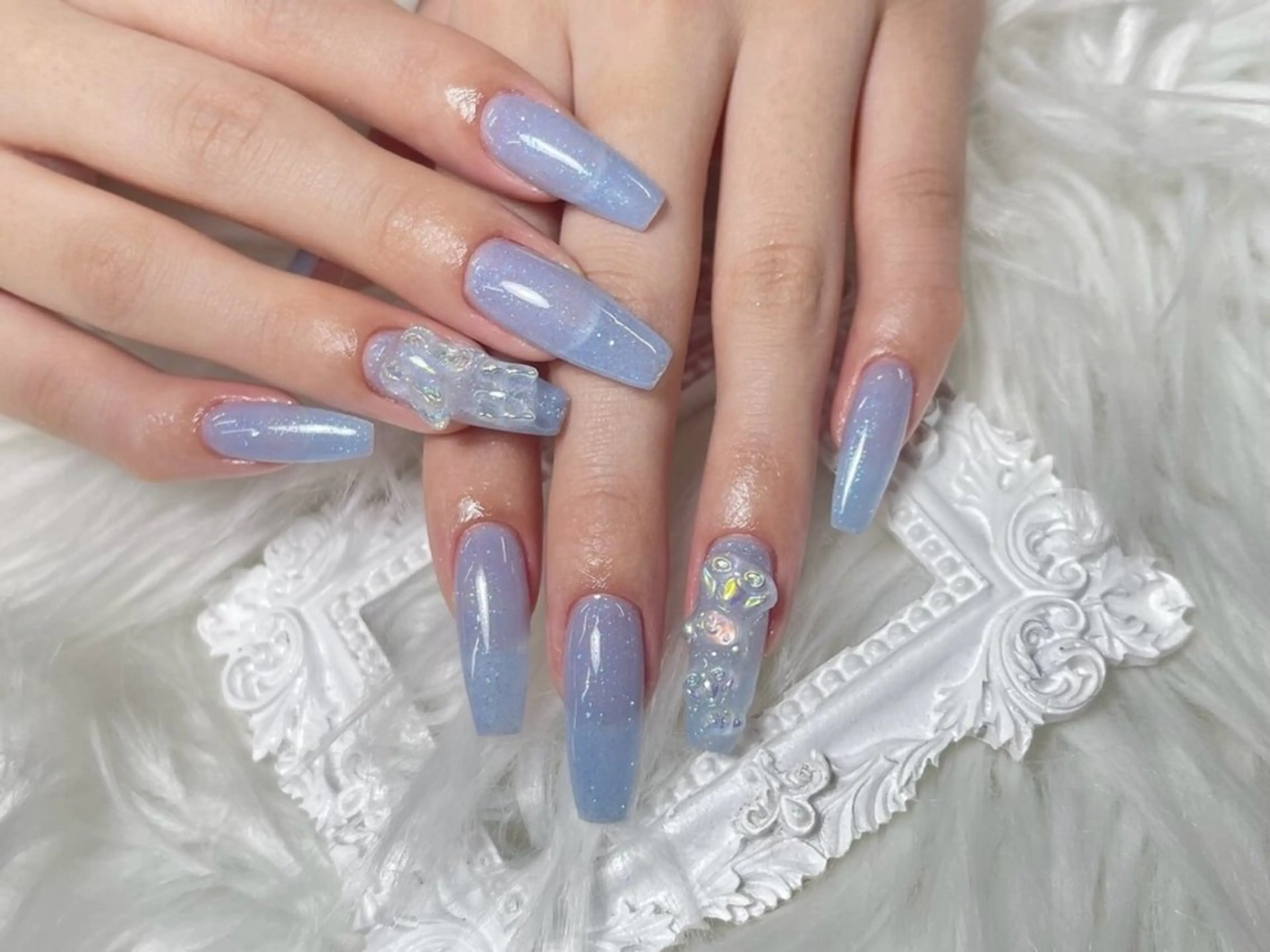 メンズ ネイル アートネイル フレンチネイル ジェルネイル キラキラネイル パラジェル ハンドネイル Bloom スカルプ専門店のネイルデザイン