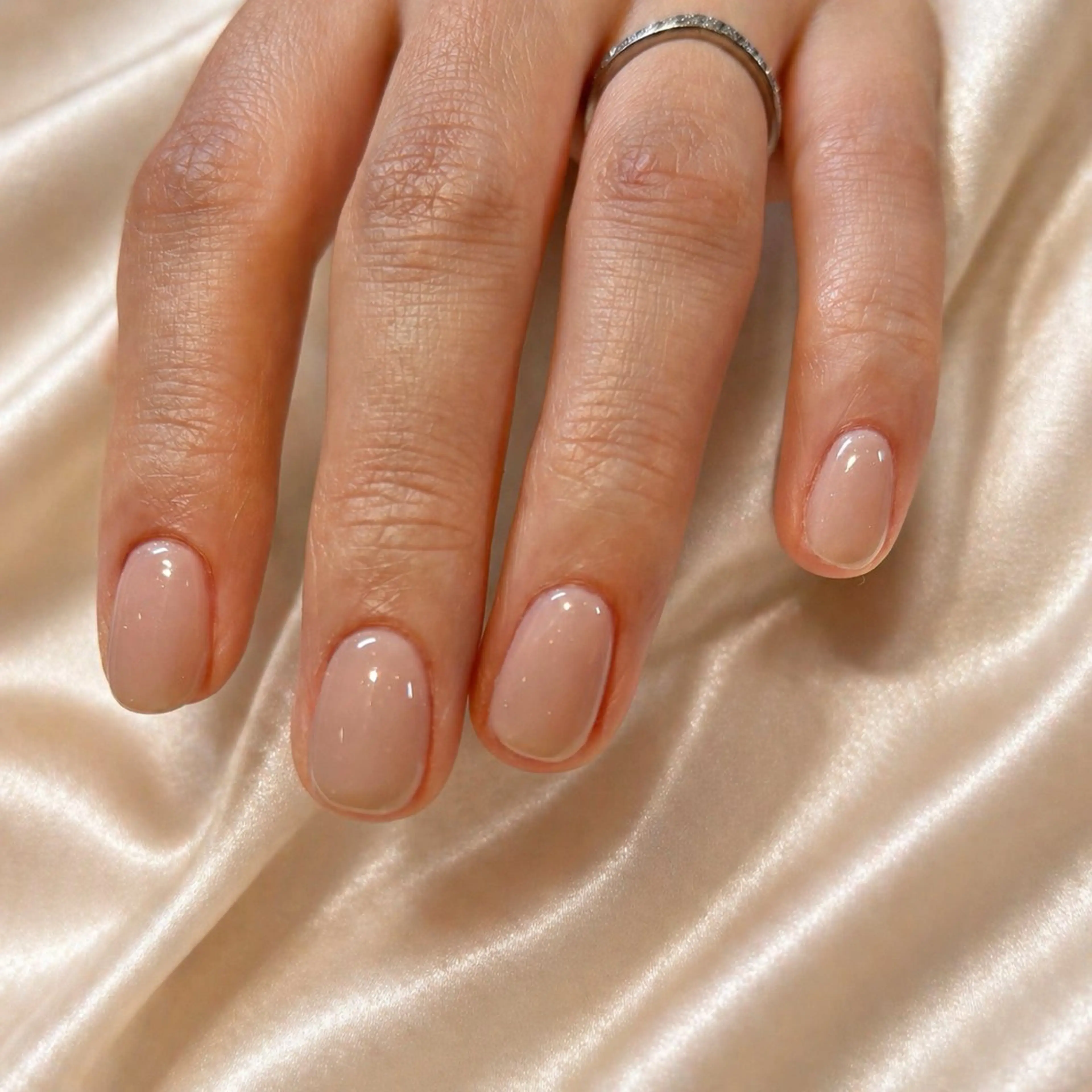 ネイル ワンカラーネイル ハンドネイル モデル募集🍑渋谷 Nanamiのネイルデザイン