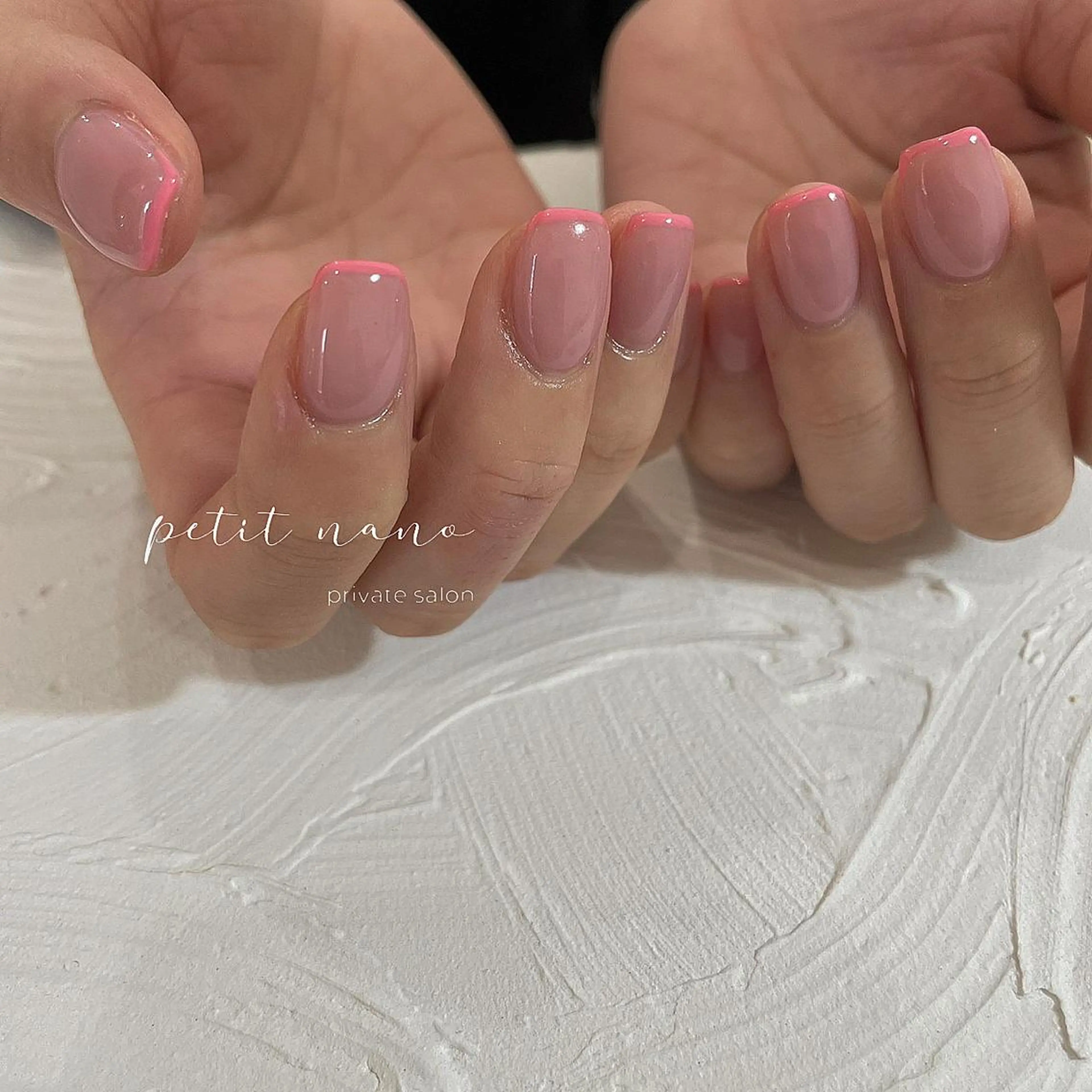 ネイル ジェルネイル ゴールド 卒業式 韓国ネイル マグネットネイル nail‪◯ petitnanoのネイルデザイン