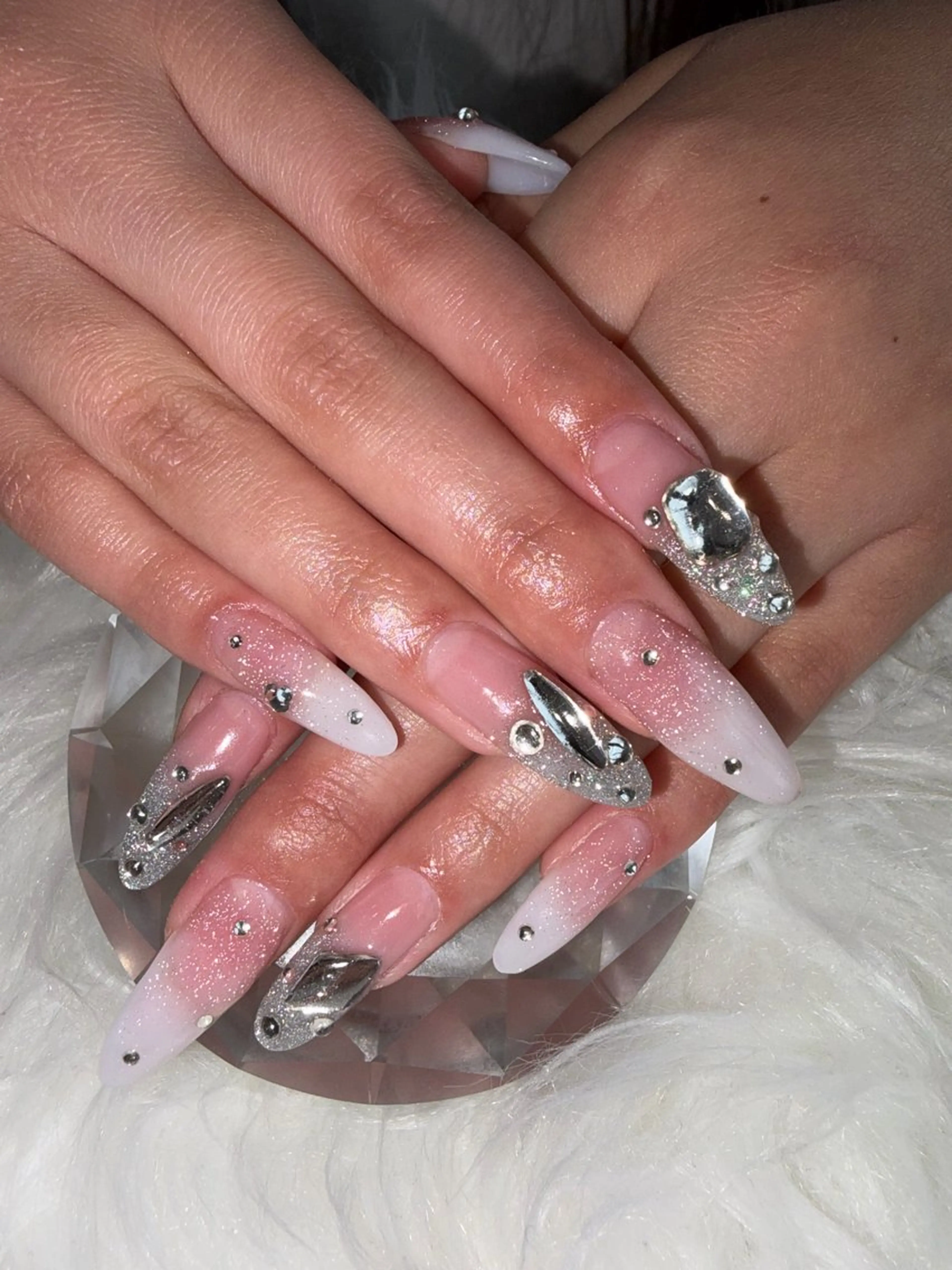 ネイル ハンドネイル Lily 竹前のネイルデザイン