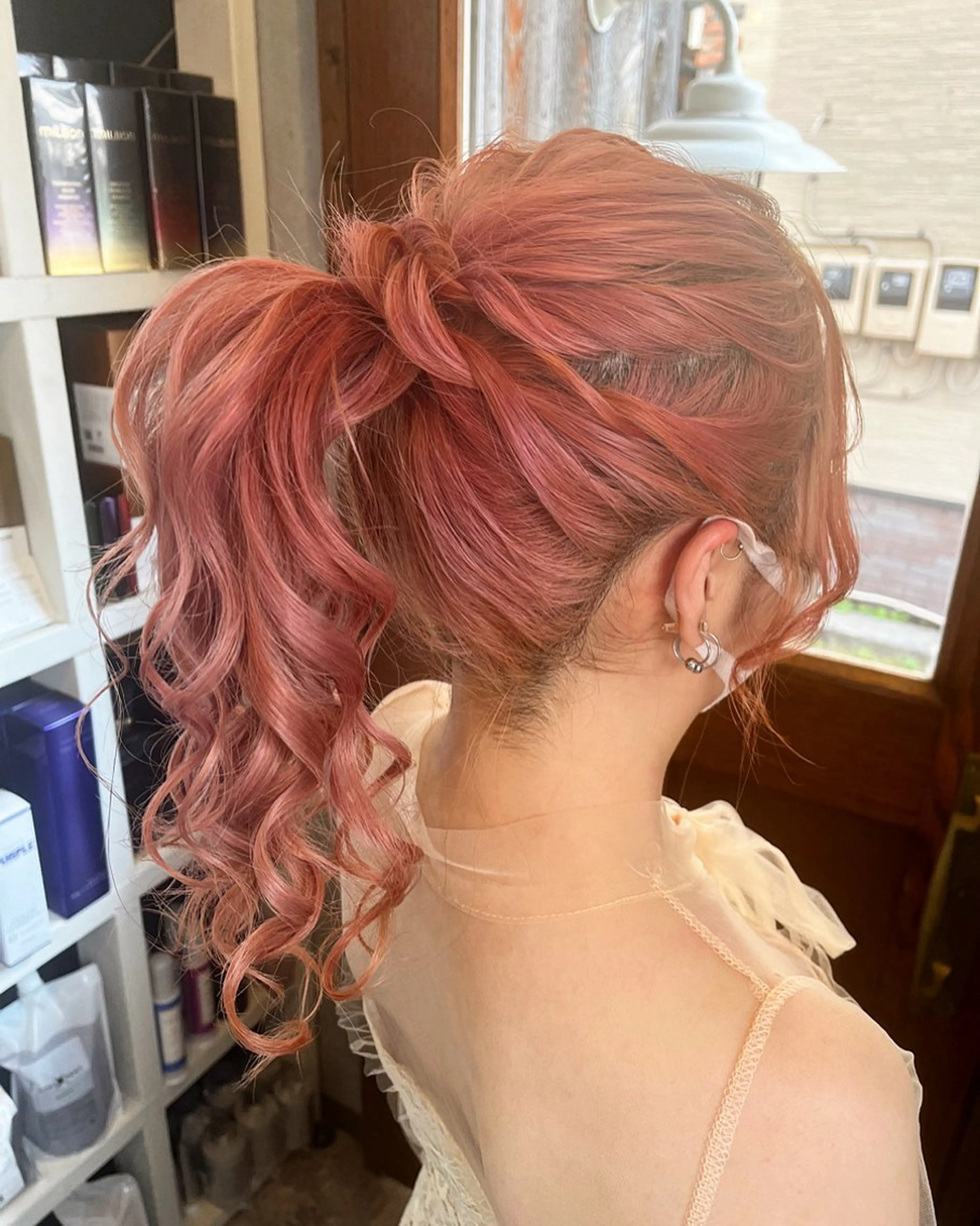 ロング ヘアアレンジ ヘアセット 石井 綺乃のヘアスタイル