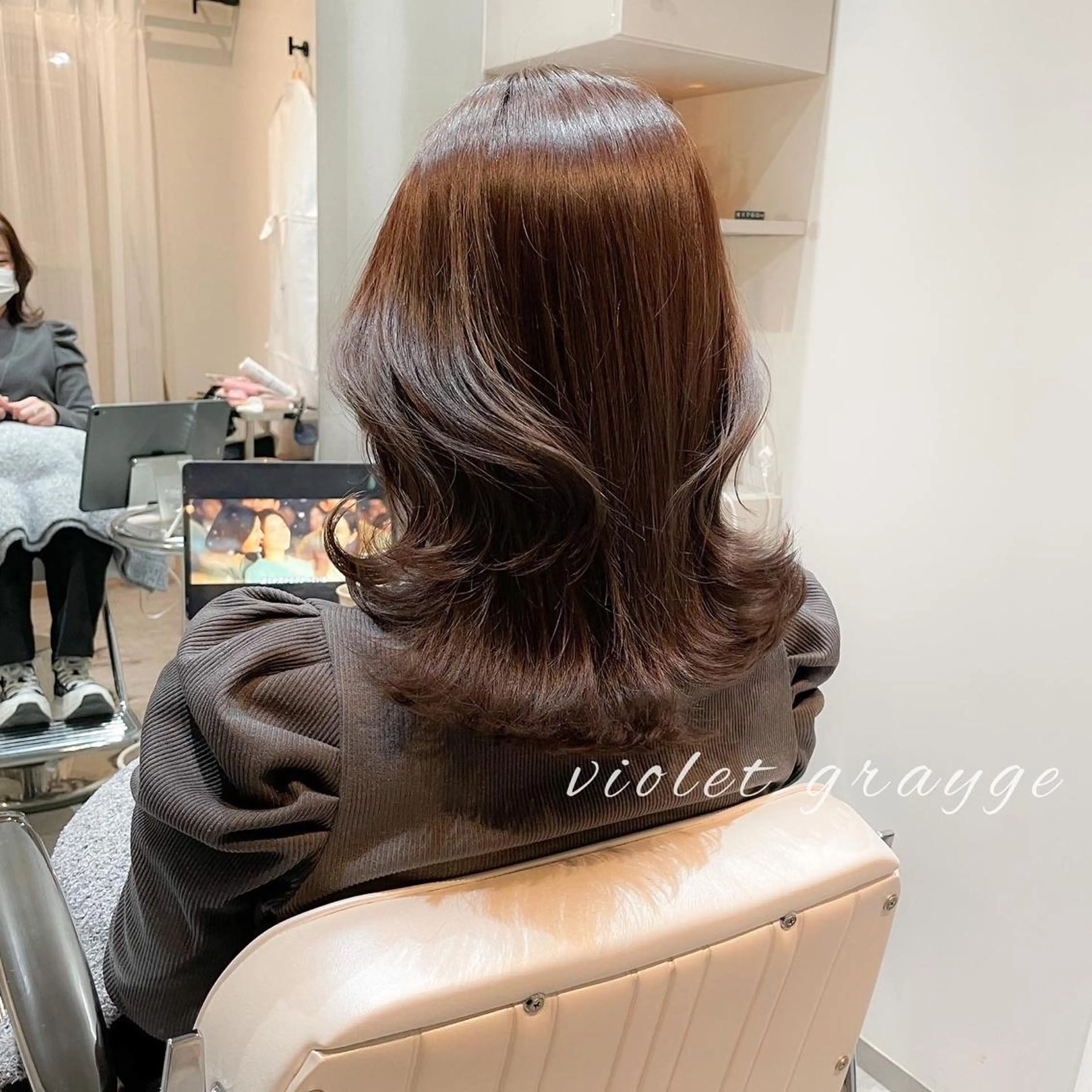 ミディアム ミディアムレイヤー 韓国風ヘア レイヤーカット LOMA🇰🇷 銀座クボタのヘアスタイル