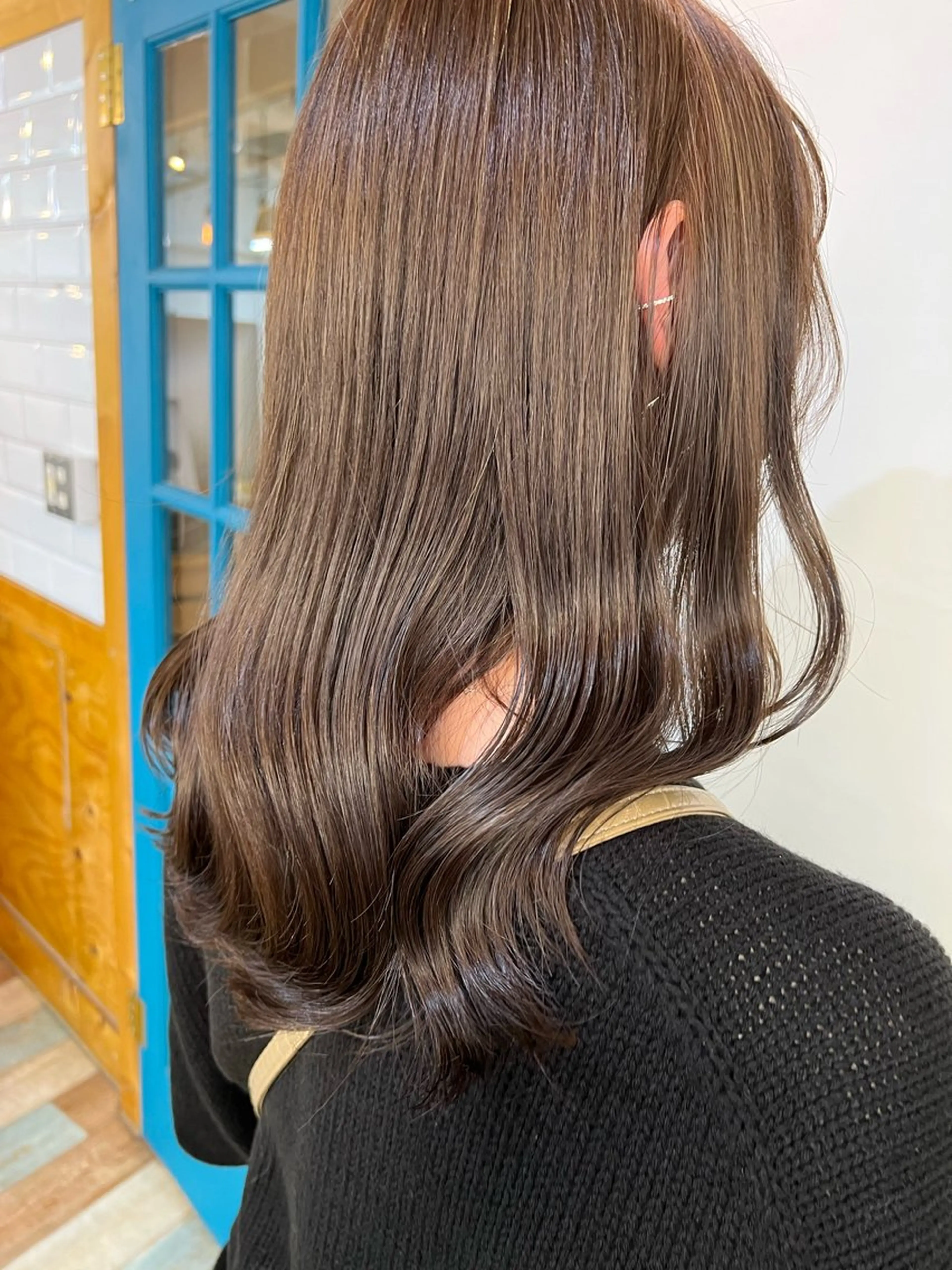 セミロング カラー 透明感カラー KANA/ボブ/ インナーカラー/艶髪のヘアスタイル