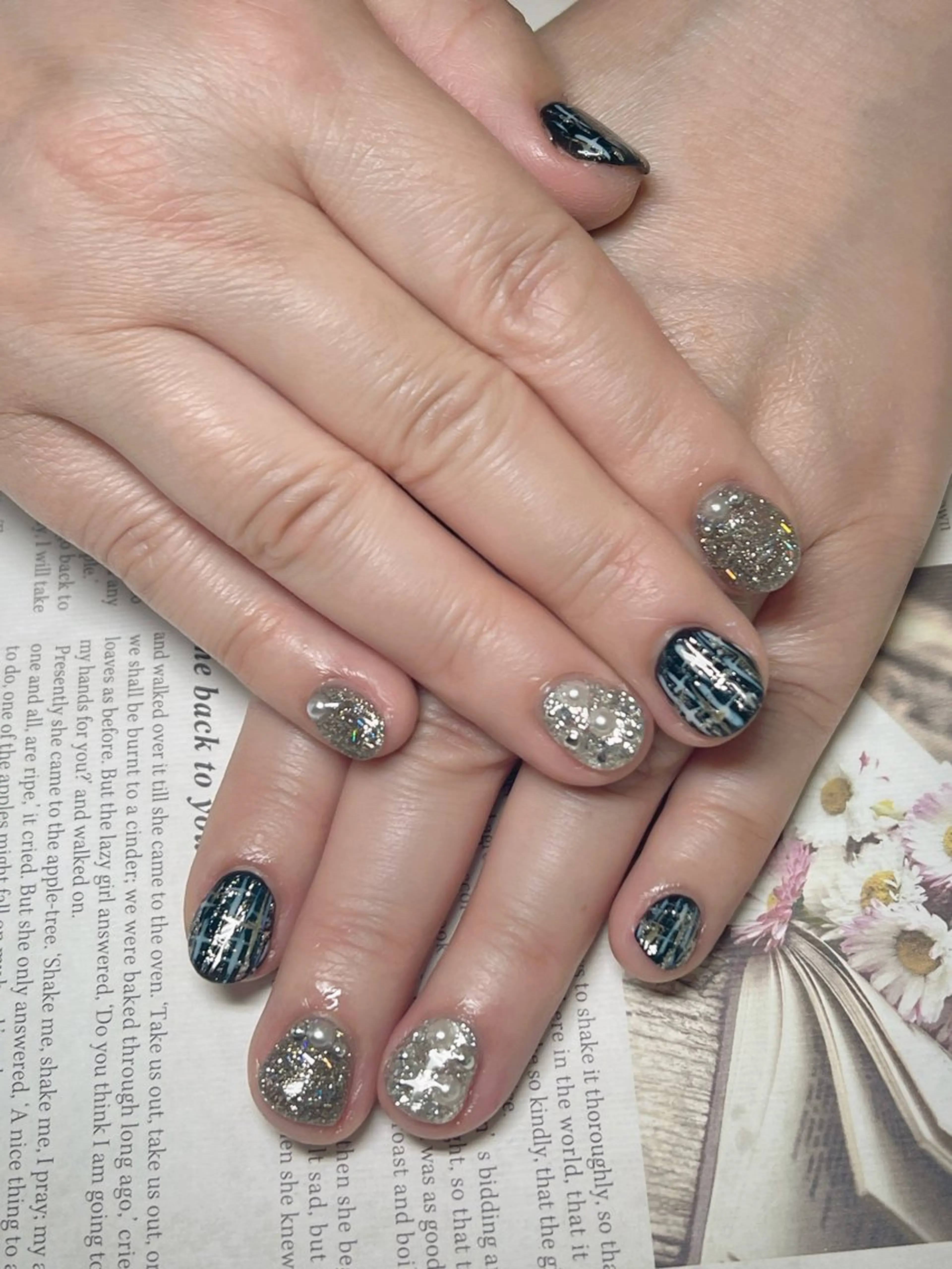 ネイル ハンドネイル ハンドケア Rarity ネイルサロンのネイルデザイン