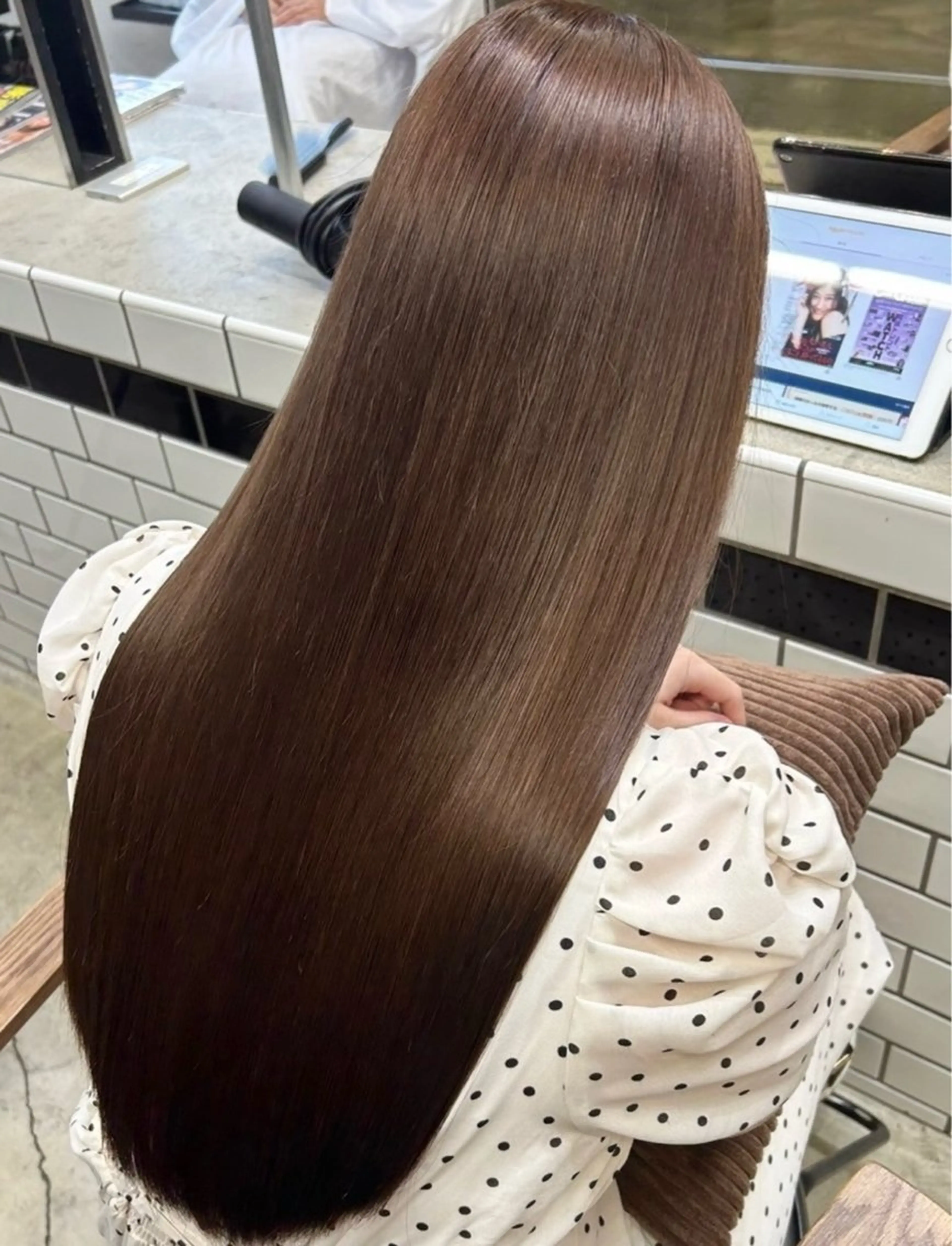 カラー トリートメント ブリーチカラー×艶 🍨mihoのヘアスタイル