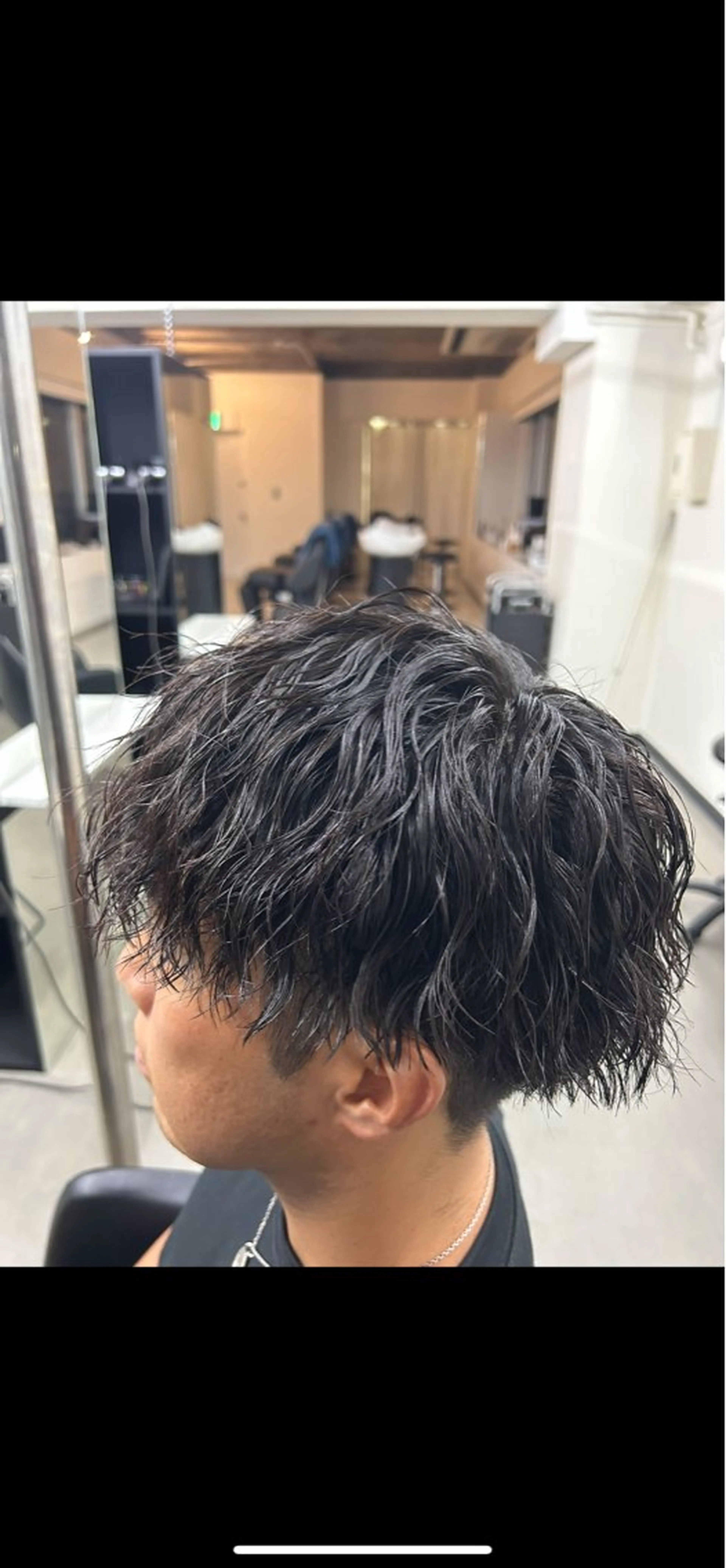 ショート パーマ メンズ 渋谷／ブリーチ／ カラーモデル／はるとのヘアスタイル