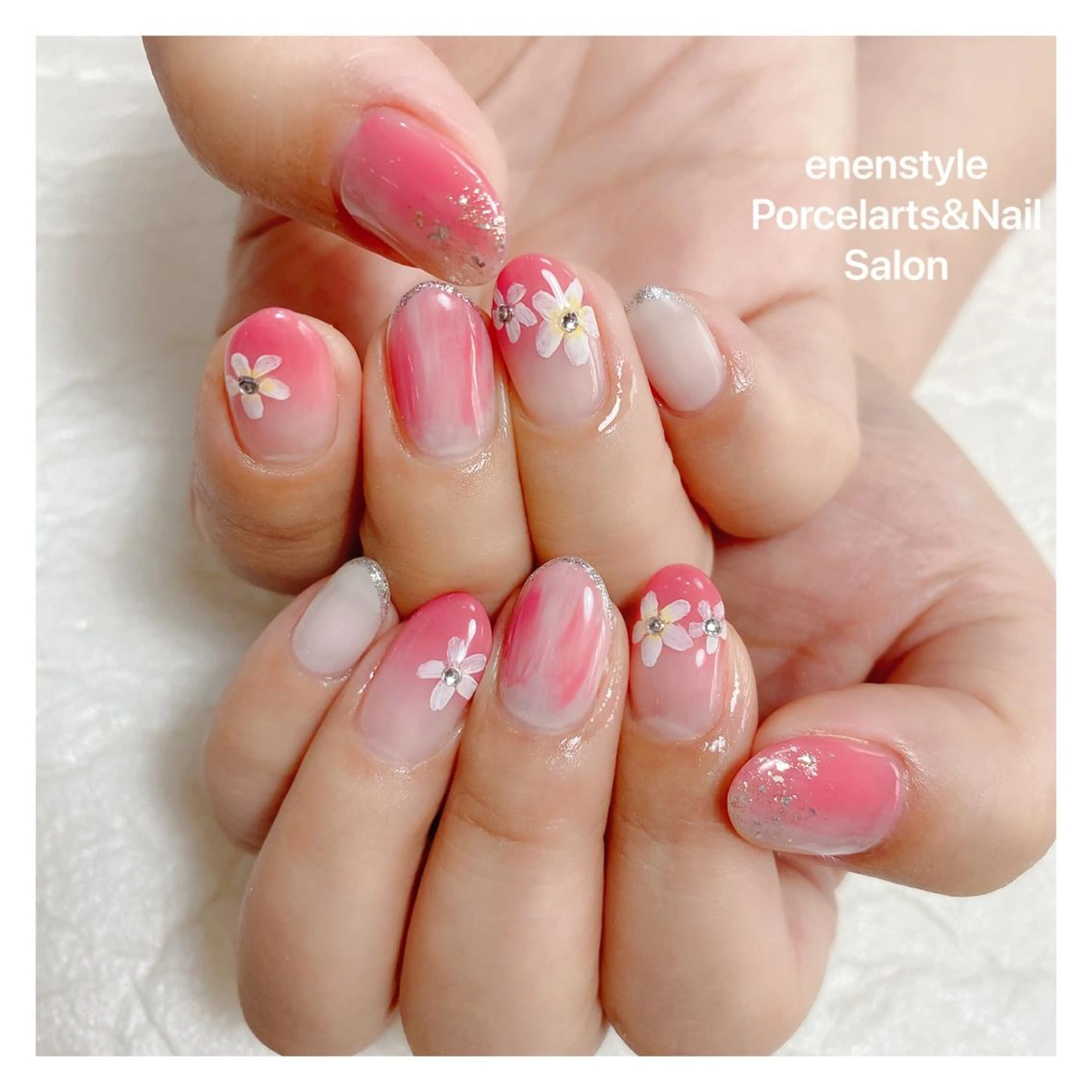 ミディアム ネイル ハンドネイル 👑enen style👑のネイルデザイン