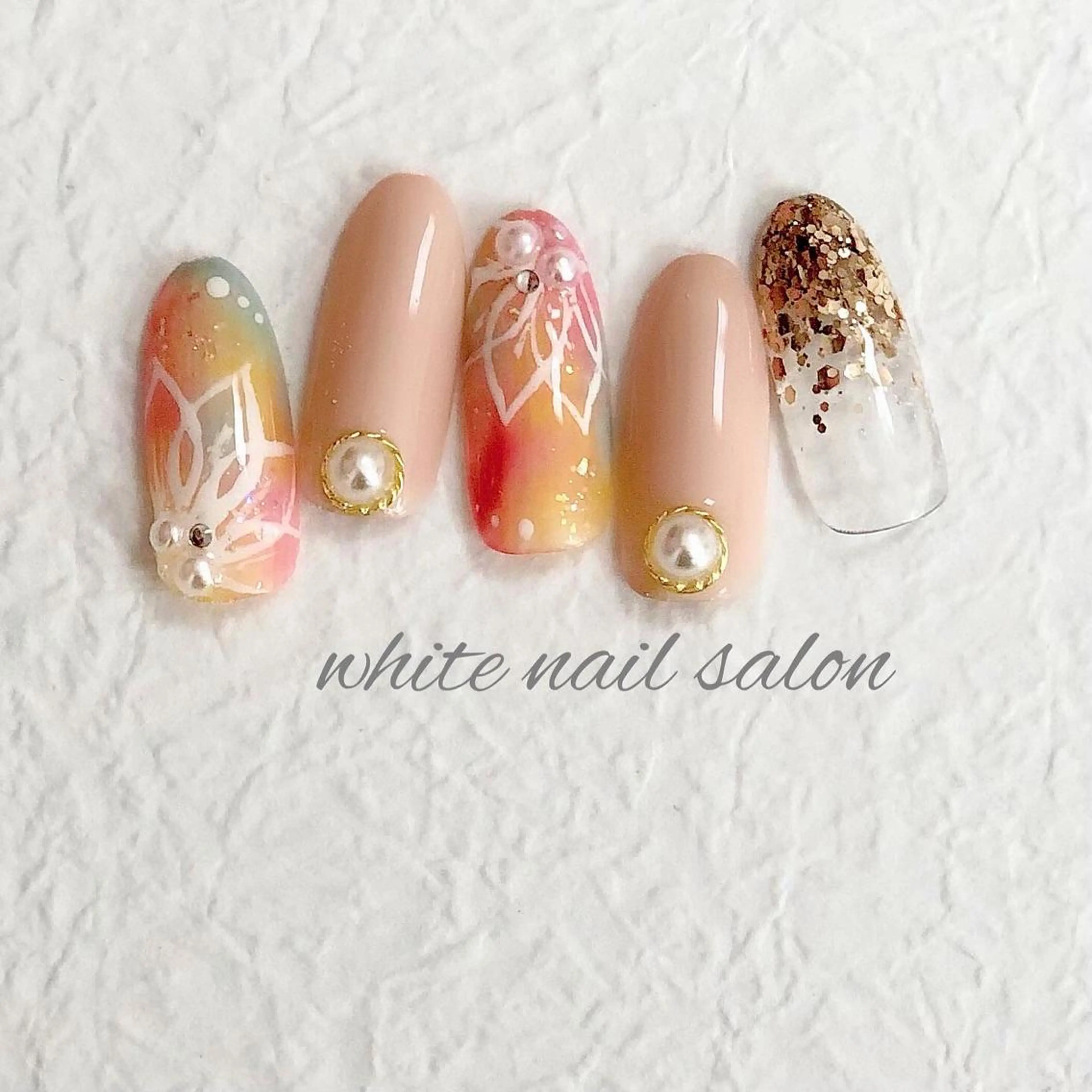 ネイル ジェルネイル ハードジェル 持ち込み ソフトジェル ハンドネイル white nail salonのネイルデザイン