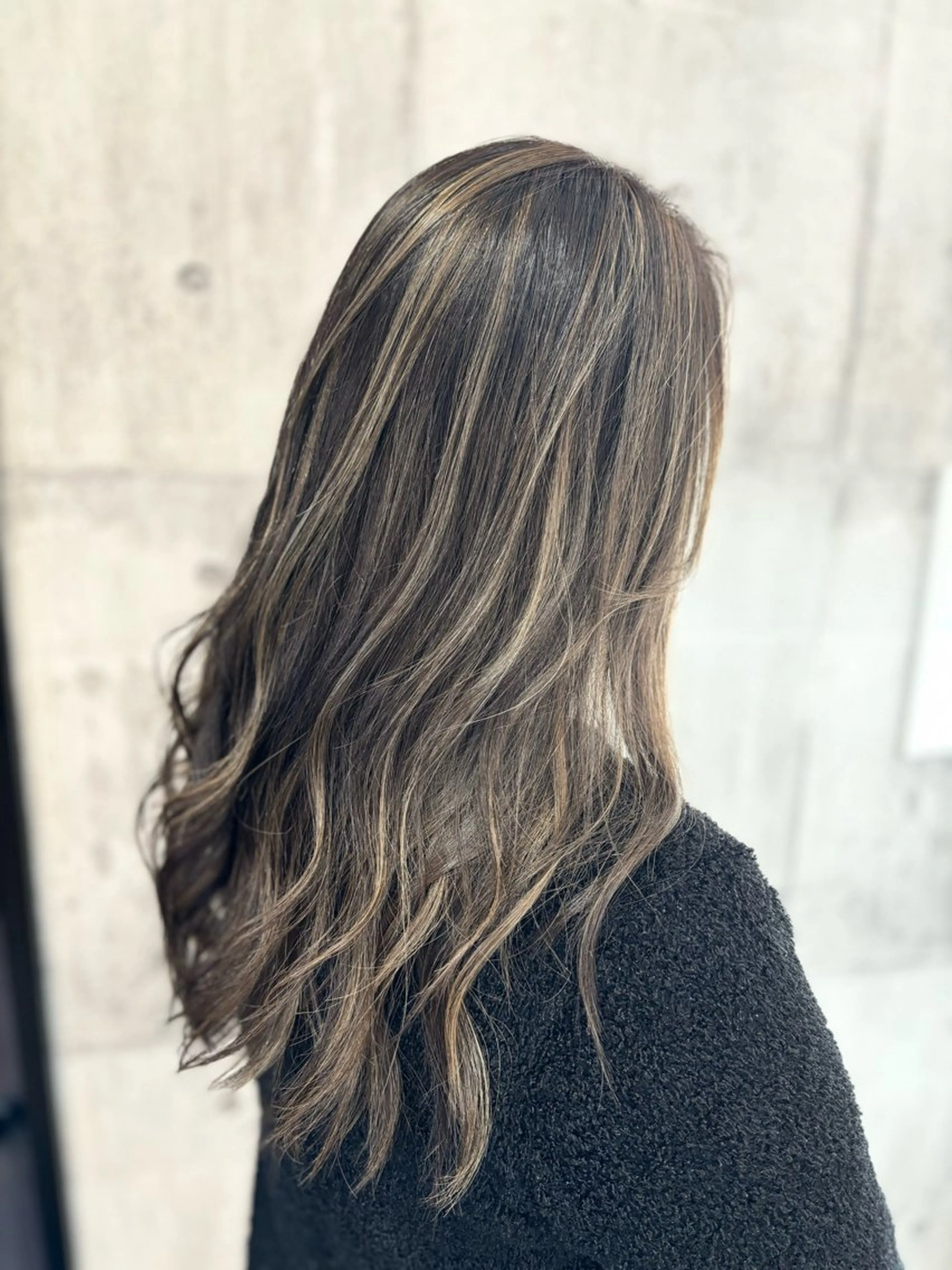 ロング ハイライト カット ヘアカラー yoshihara yuukiのヘアスタイル