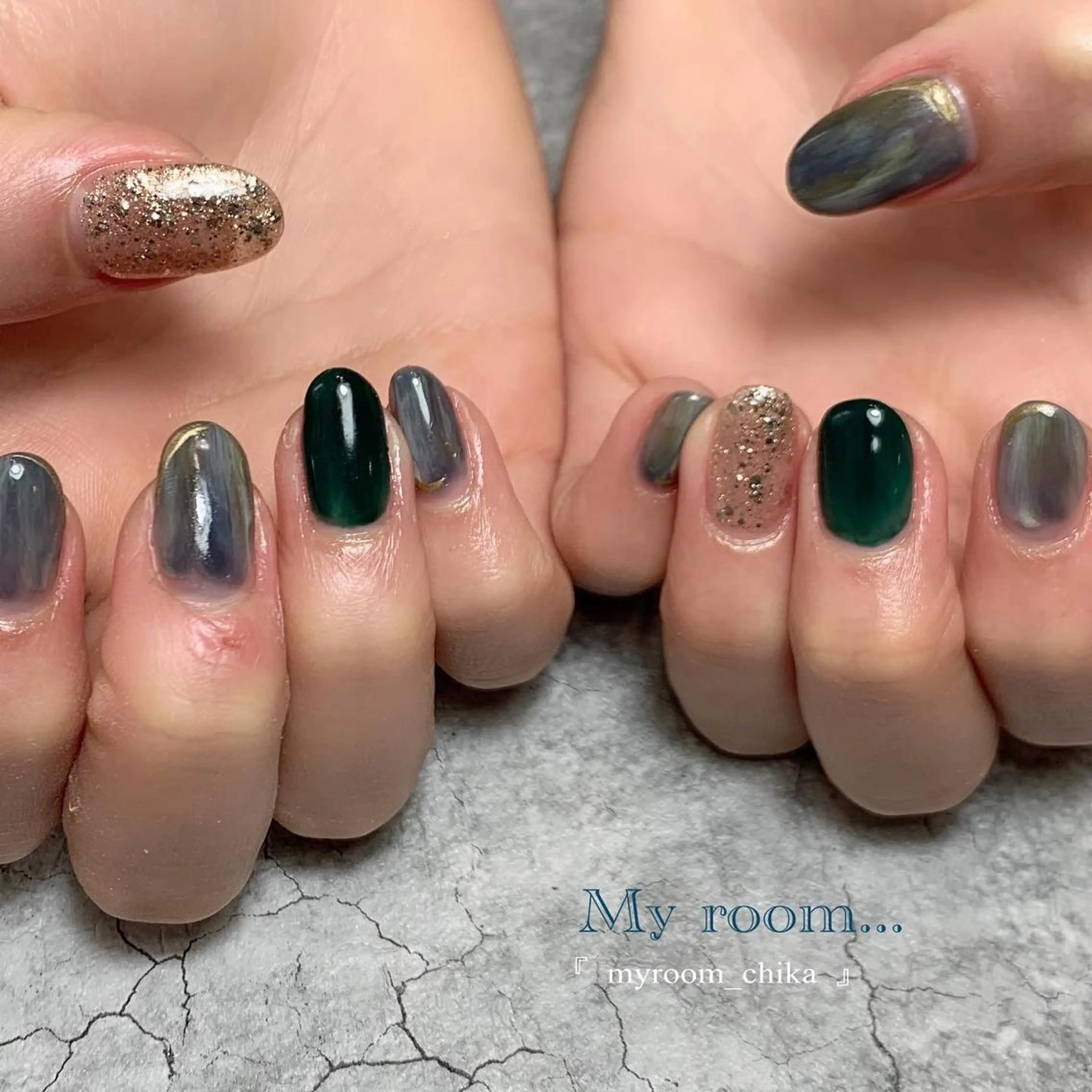 ネイル Amua.facial salon所属・ネイル・ハーブ Amua.新宿御苑のエステ・リラクイメージ