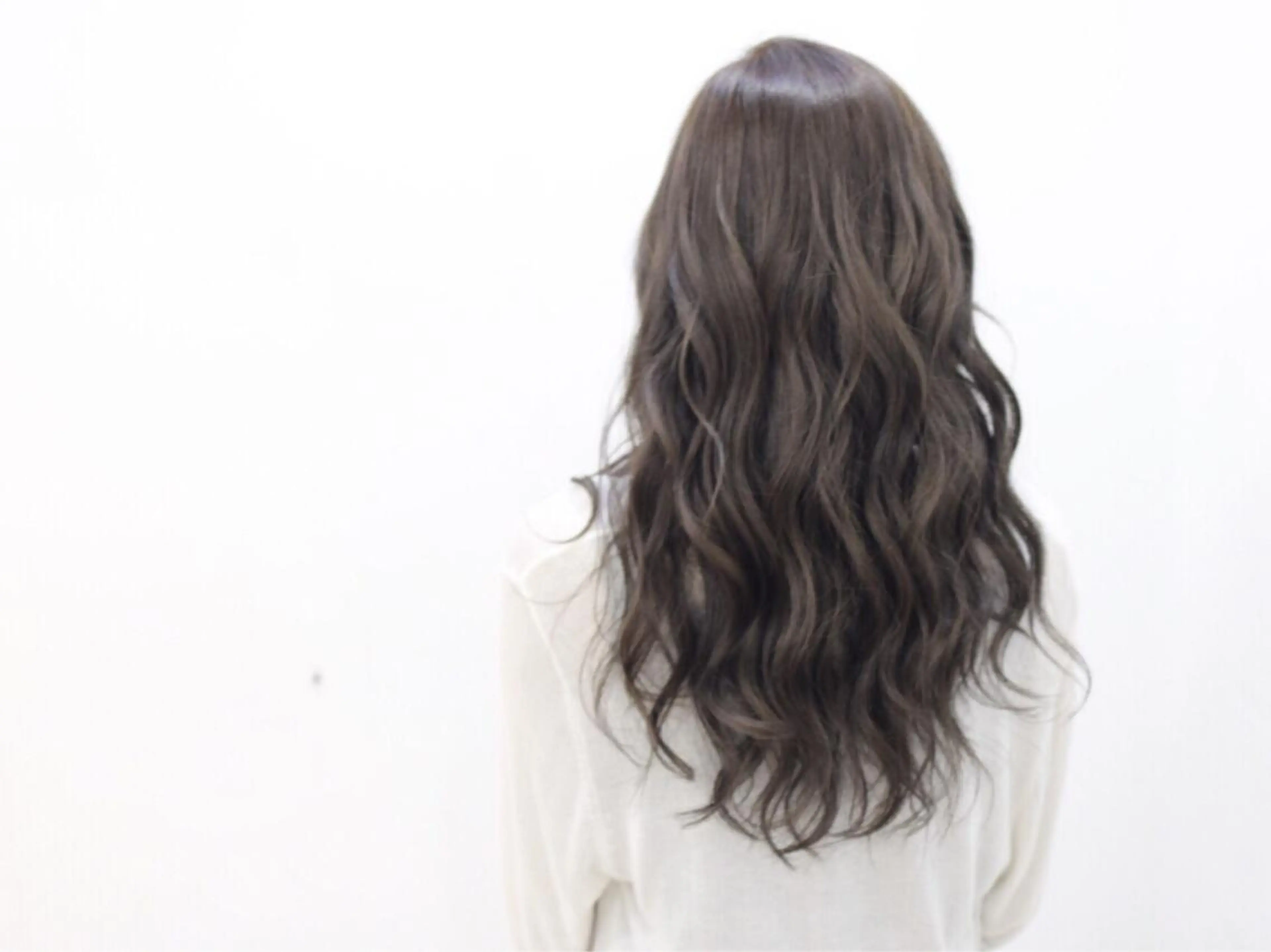 ロング カット ヘアカラー エクステ アップシー デイジーのヘアスタイル